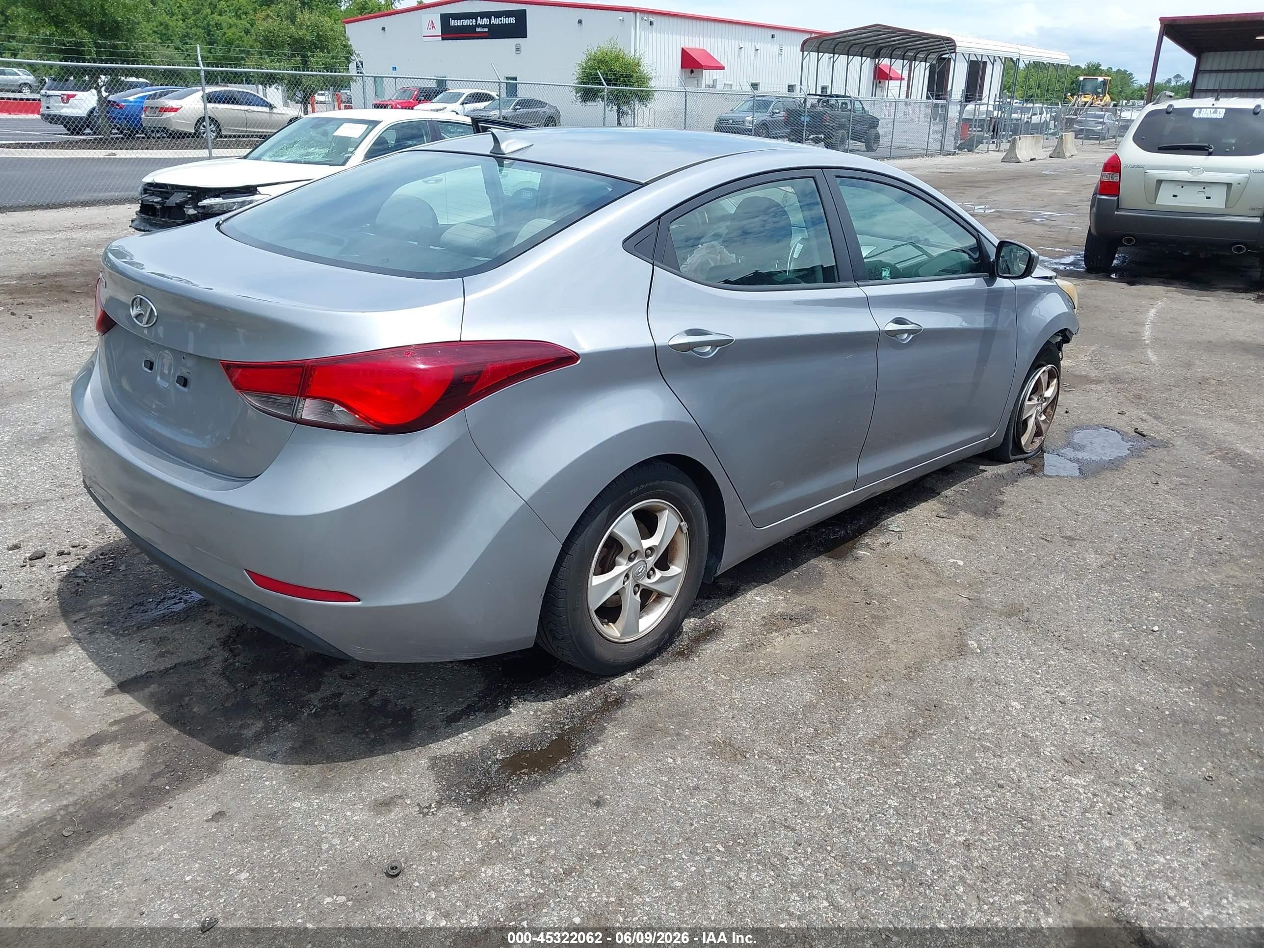 2015 Hyundai Elantra Se Серебряный vin: 5NPDH4AE4FH565746