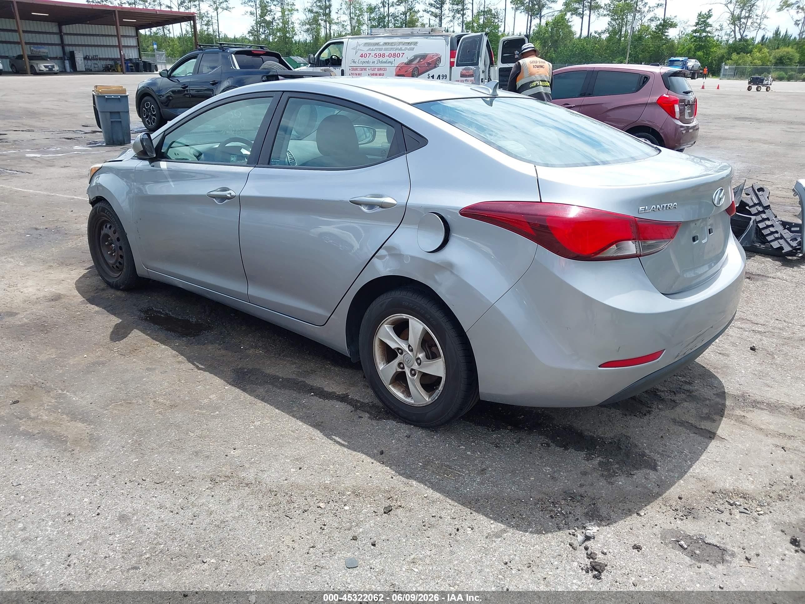 2015 Hyundai Elantra Se Серебряный vin: 5NPDH4AE4FH565746