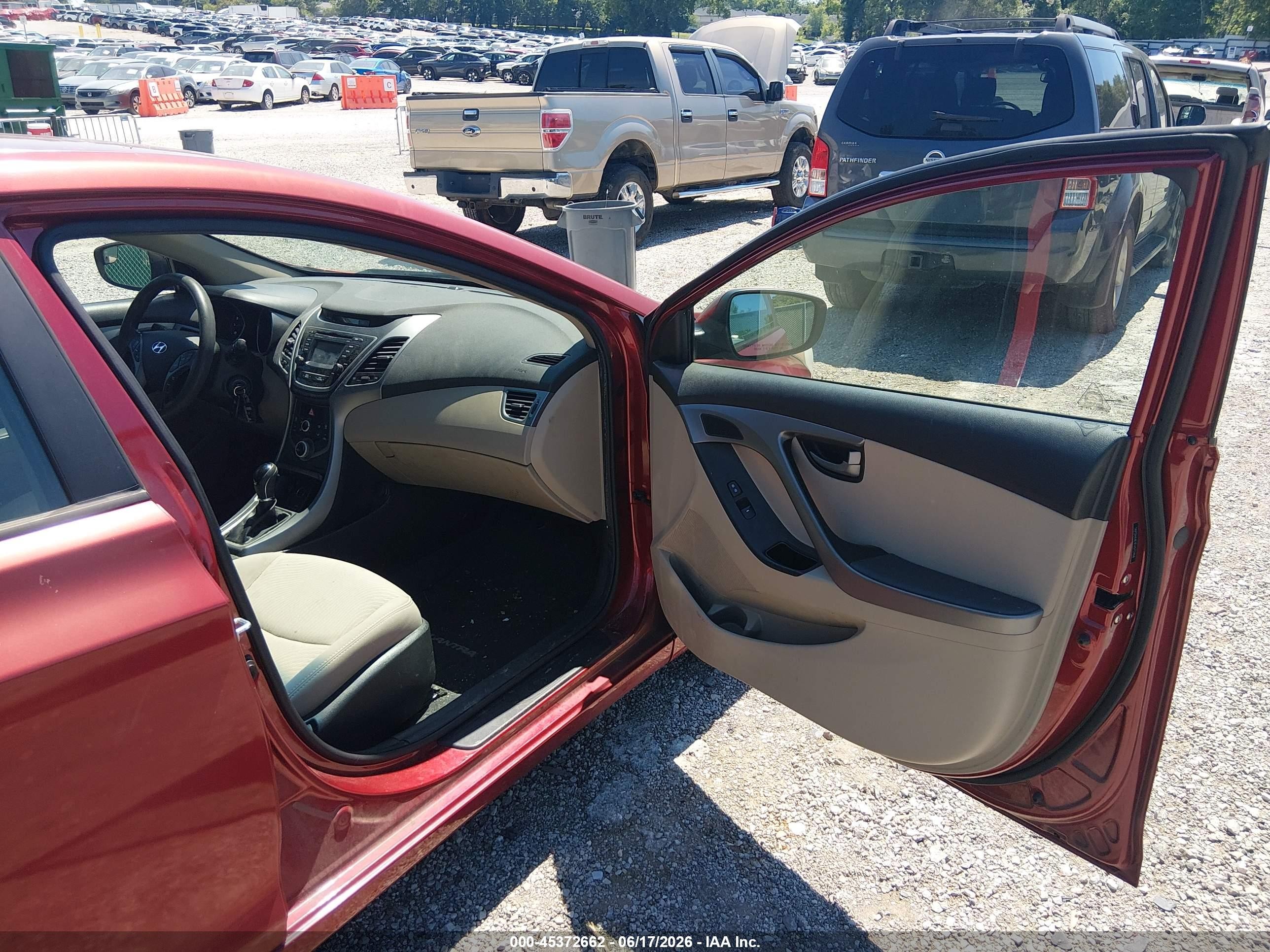 2015 Hyundai Elantra Se Red vin: 5NPDH4AE4FH572468