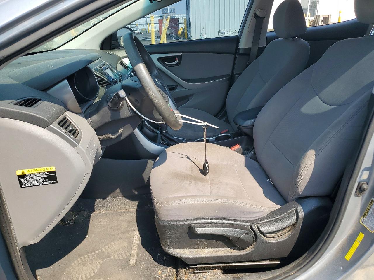 2015 Hyundai Elantra Se Silver vin: 5NPDH4AE4FH582885