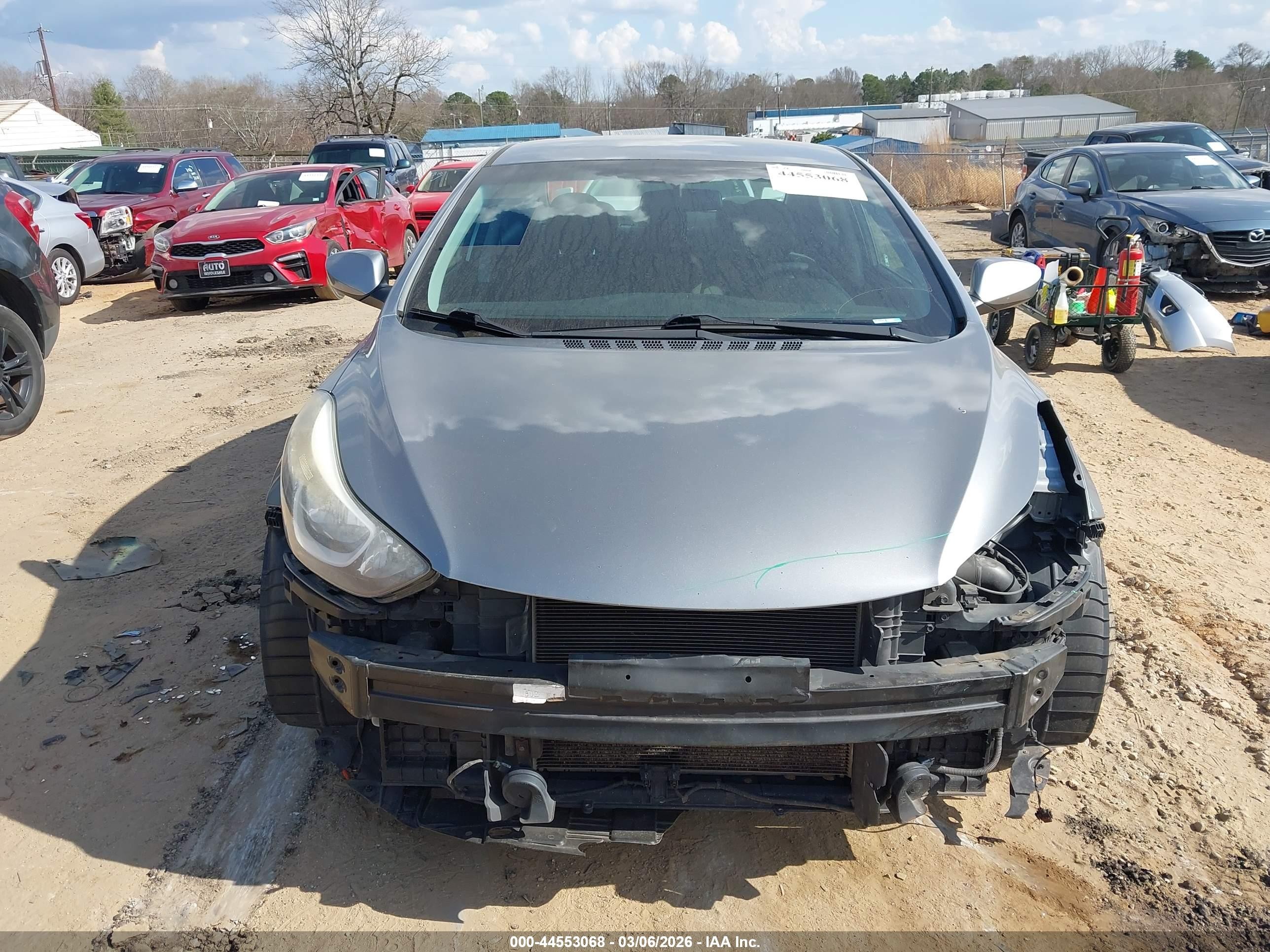 2015 Hyundai Elantra Se Silver vin: 5NPDH4AE4FH583423