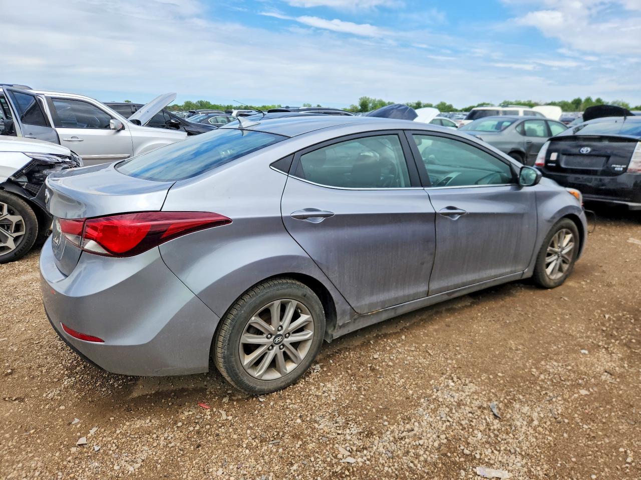 2015 Hyundai Elantra Se Gray vin: 5NPDH4AE4FH583552