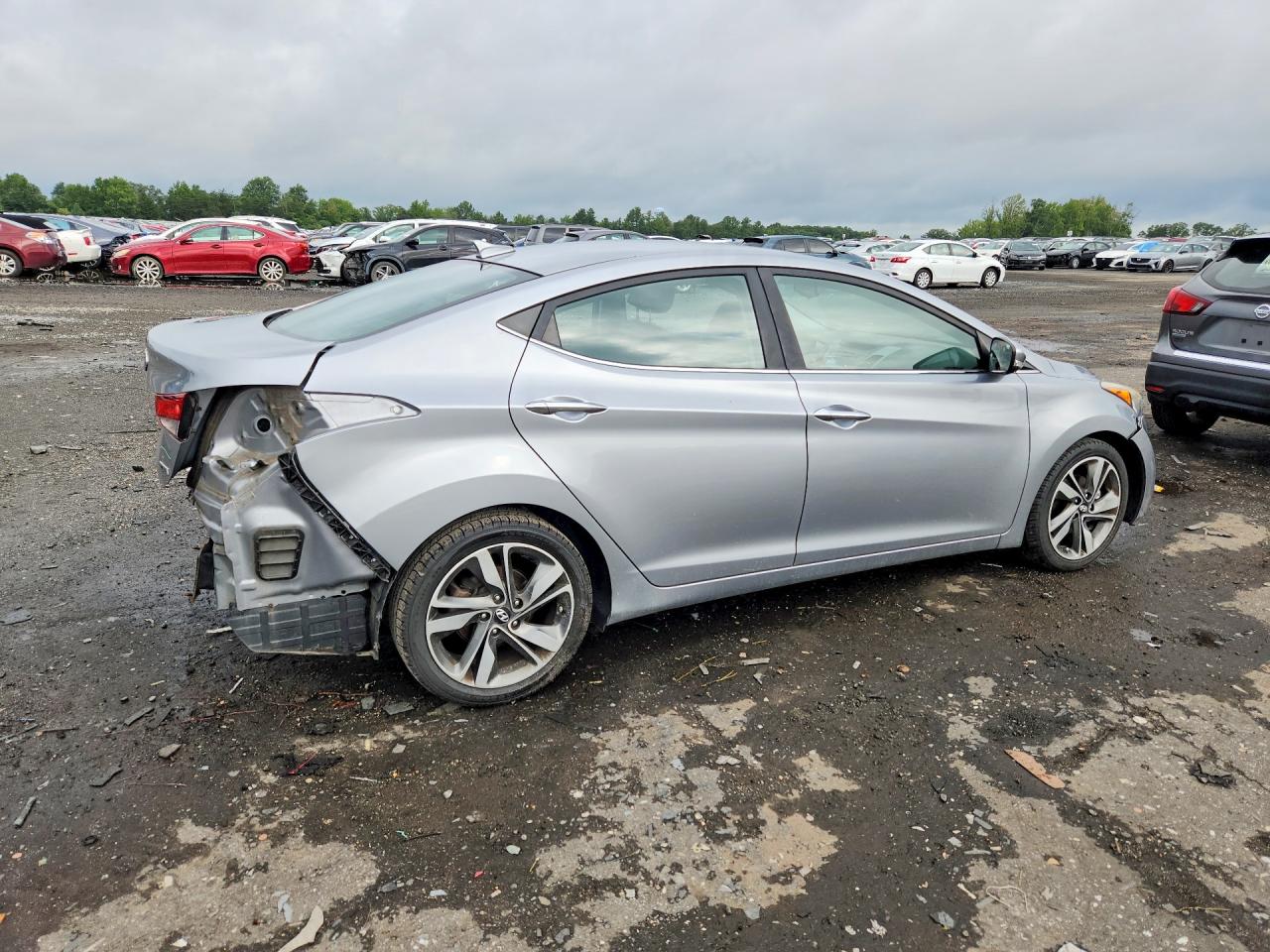 2015 Hyundai Elantra Limited Silver vin: 5NPDH4AE4FH583969