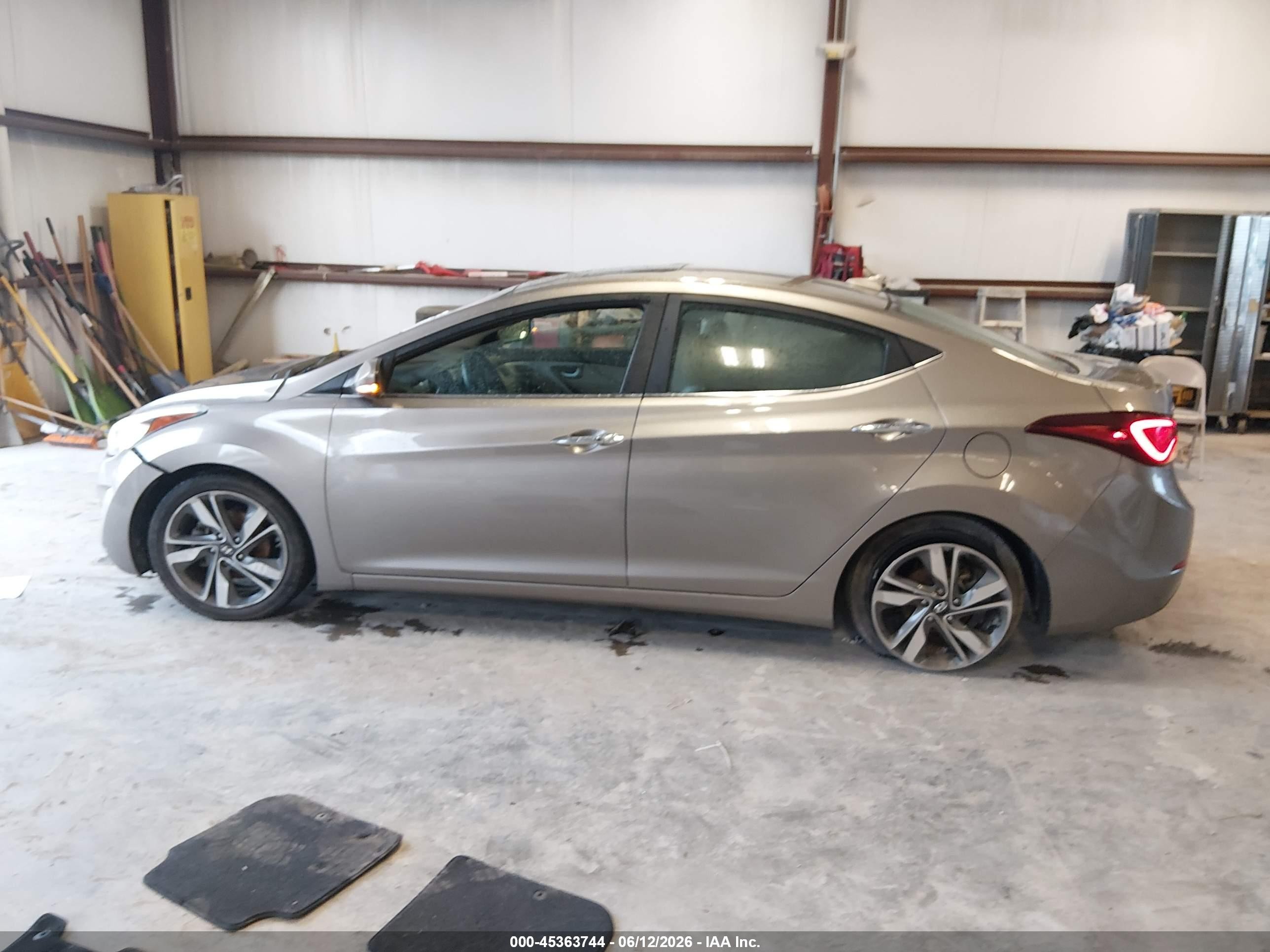 2015 Hyundai Elantra Limited Gold vin: 5NPDH4AE4FH585706