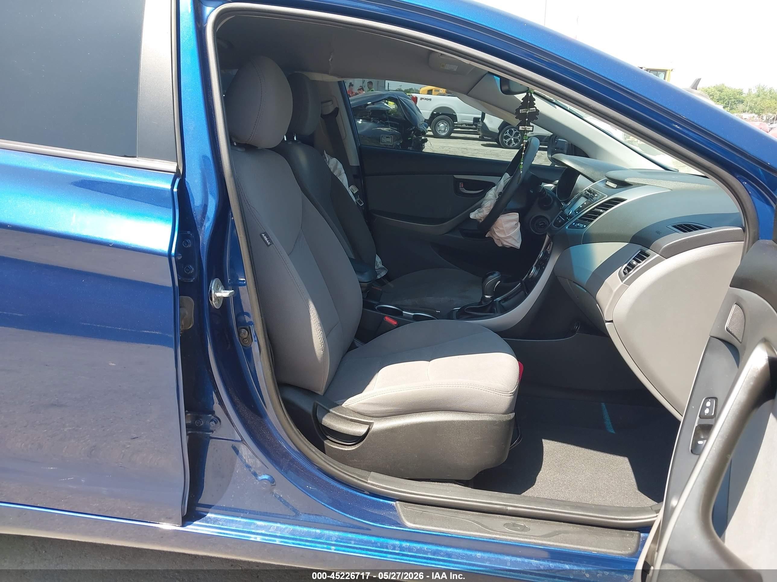 2015 Hyundai Elantra Se Blue vin: 5NPDH4AE4FH588721
