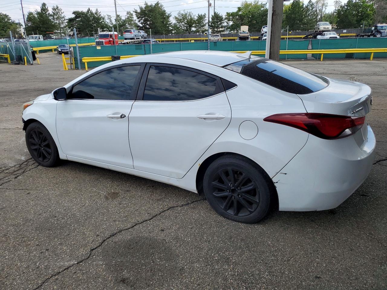 2015 Hyundai Elantra Se White vin: 5NPDH4AE4FH594213