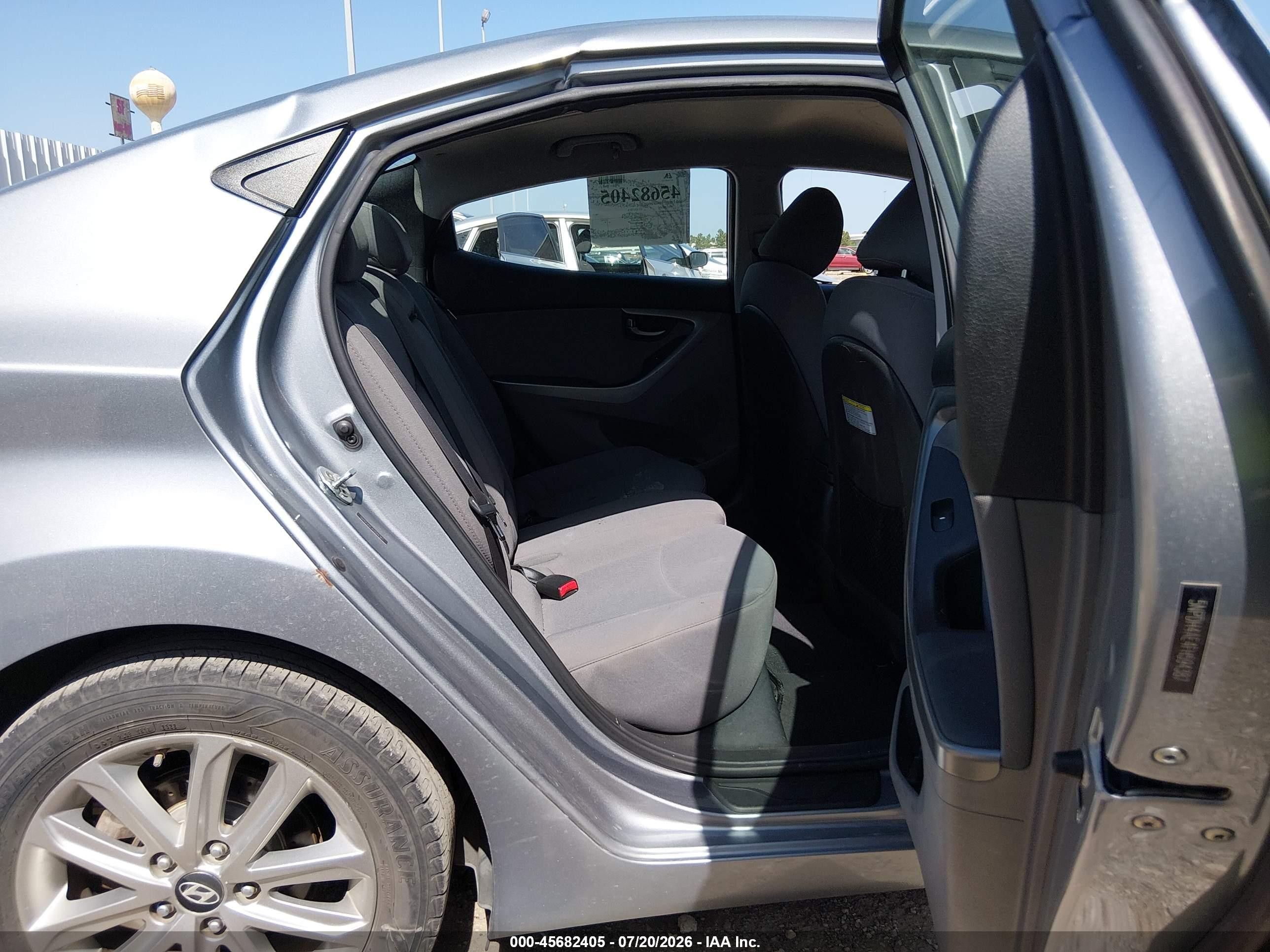 2015 Hyundai Elantra Se Silver vin: 5NPDH4AE4FH594387