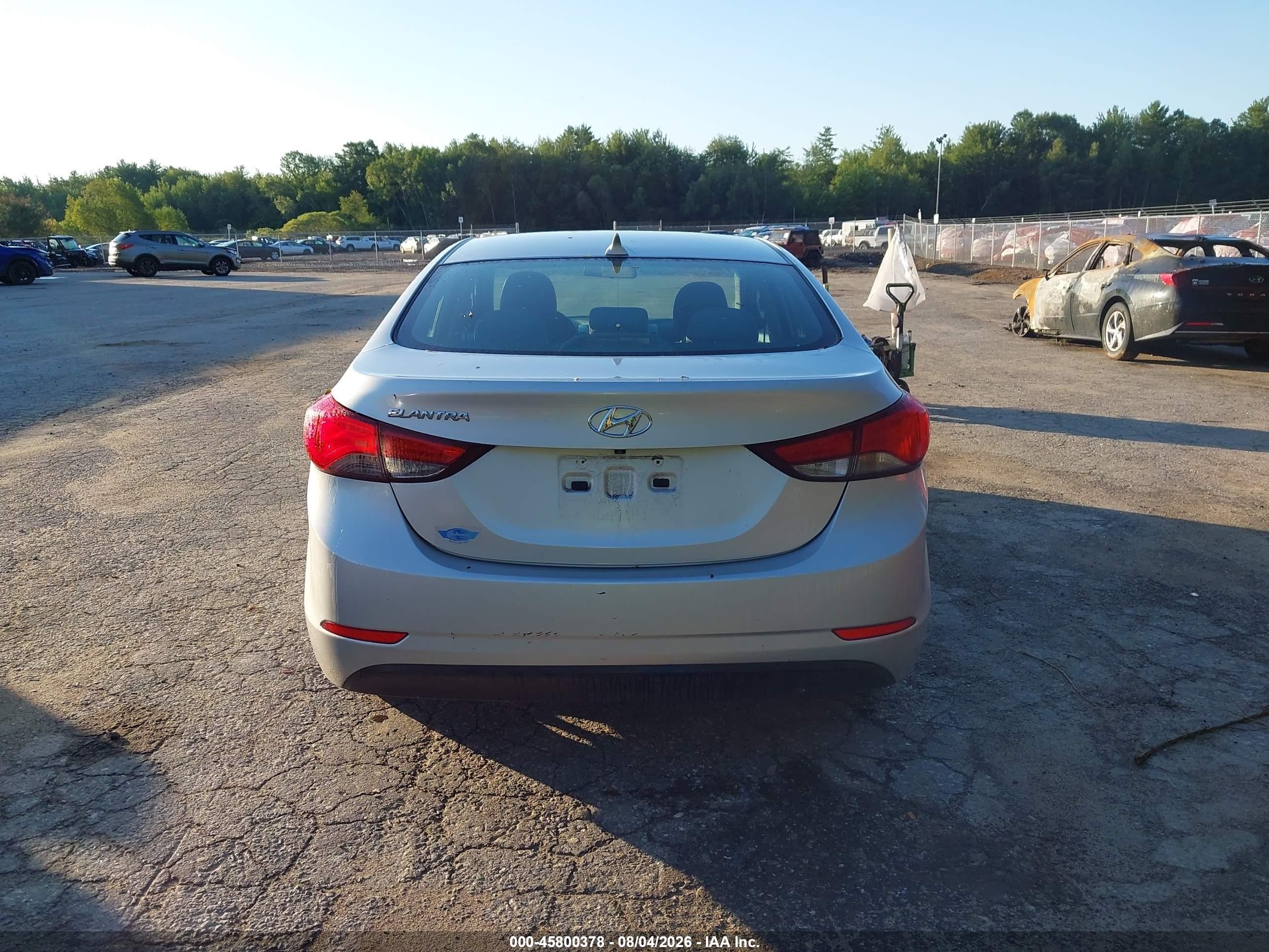 2015 Hyundai Elantra Se Silver vin: 5NPDH4AE4FH604089