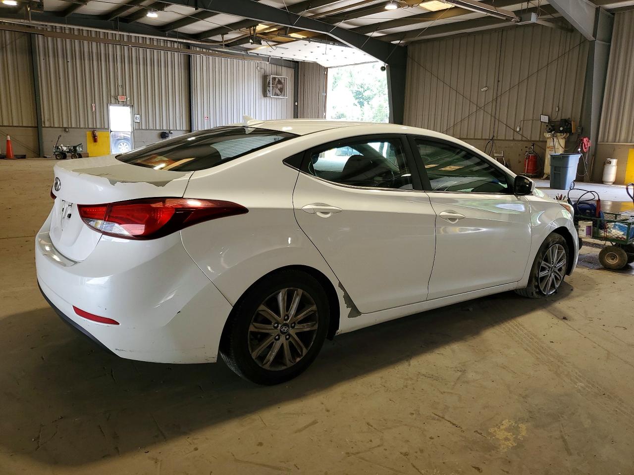 2015 Hyundai Elantra Se Белый vin: 5NPDH4AE4FH608093