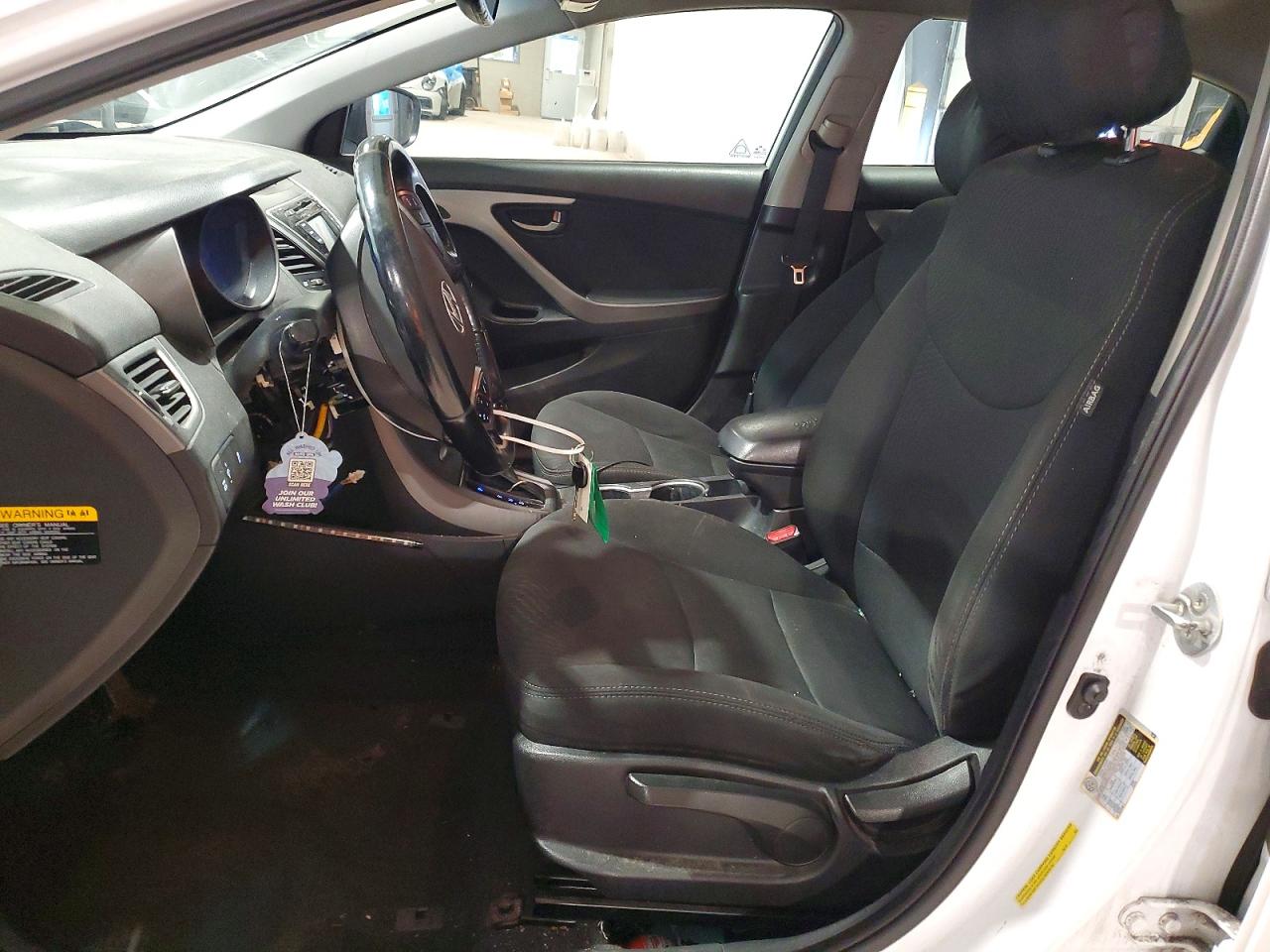 2015 Hyundai Elantra Se Белый vin: 5NPDH4AE4FH608093