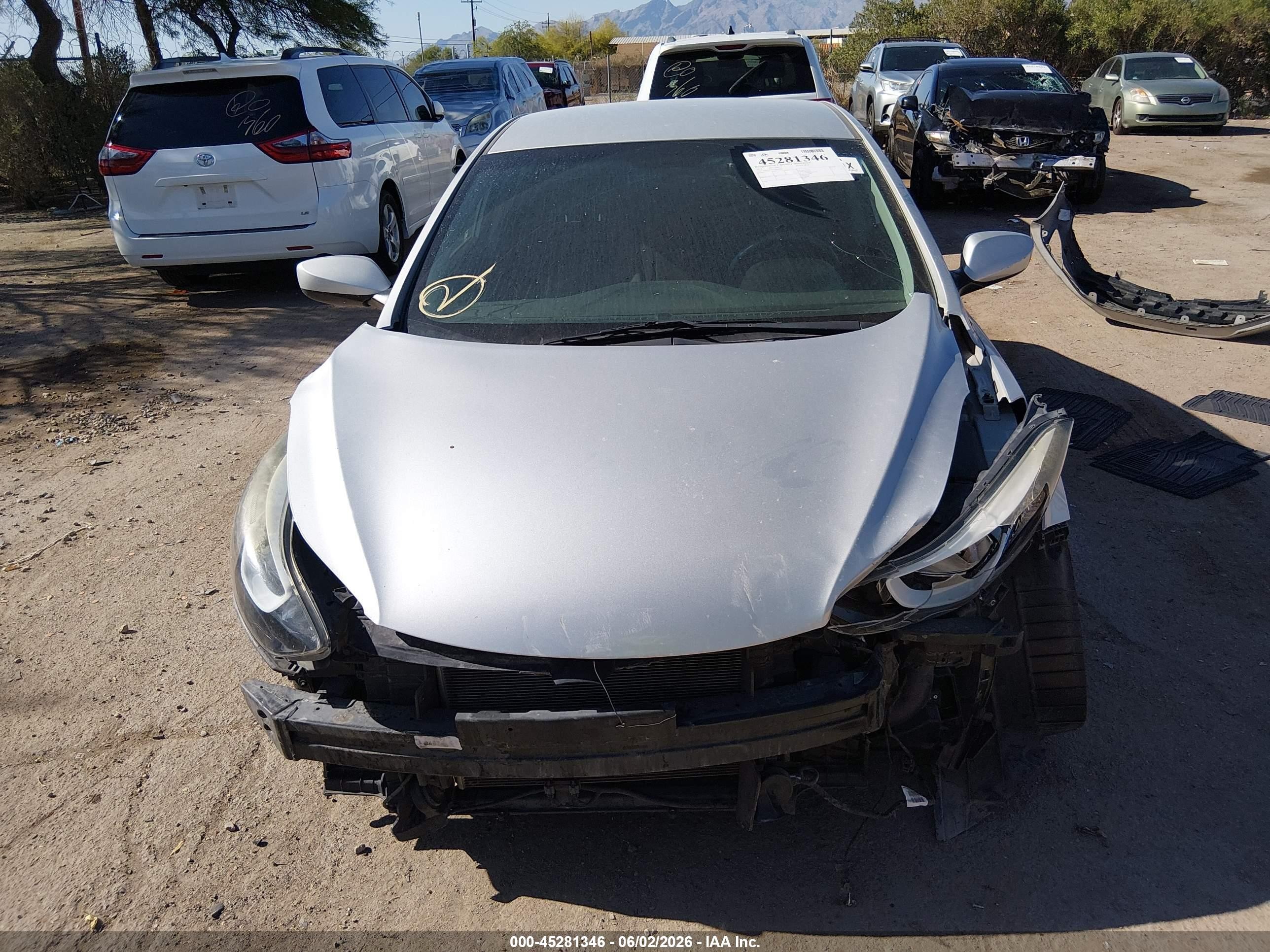 2015 Hyundai Elantra Se Silver vin: 5NPDH4AE4FH628506