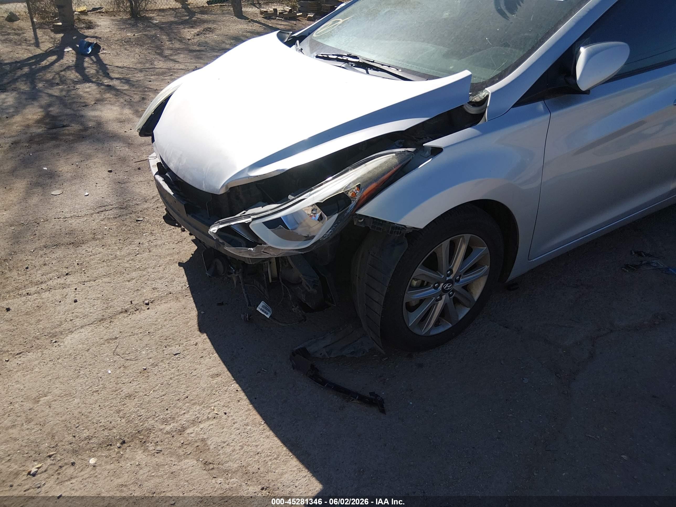 2015 Hyundai Elantra Se Silver vin: 5NPDH4AE4FH628506