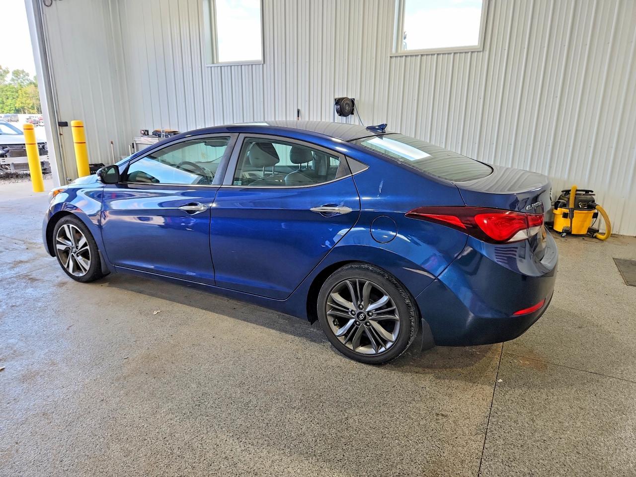2015 Hyundai Elantra Limited Blue vin: 5NPDH4AE4FH632135