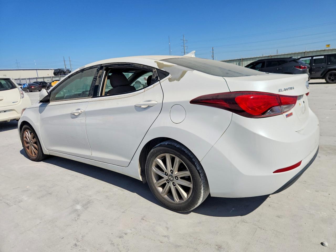 2015 Hyundai Elantra Se White vin: 5NPDH4AE4FH632314