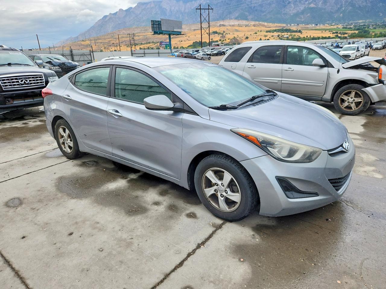 2015 Hyundai Elantra Se Gray vin: 5NPDH4AE4FH646116