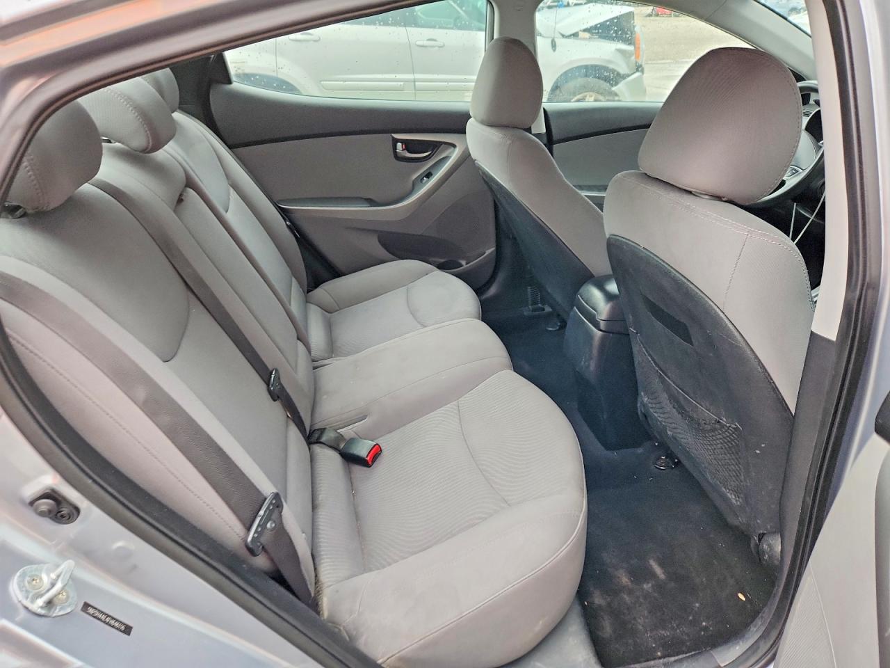 2015 Hyundai Elantra Se Gray vin: 5NPDH4AE4FH646116