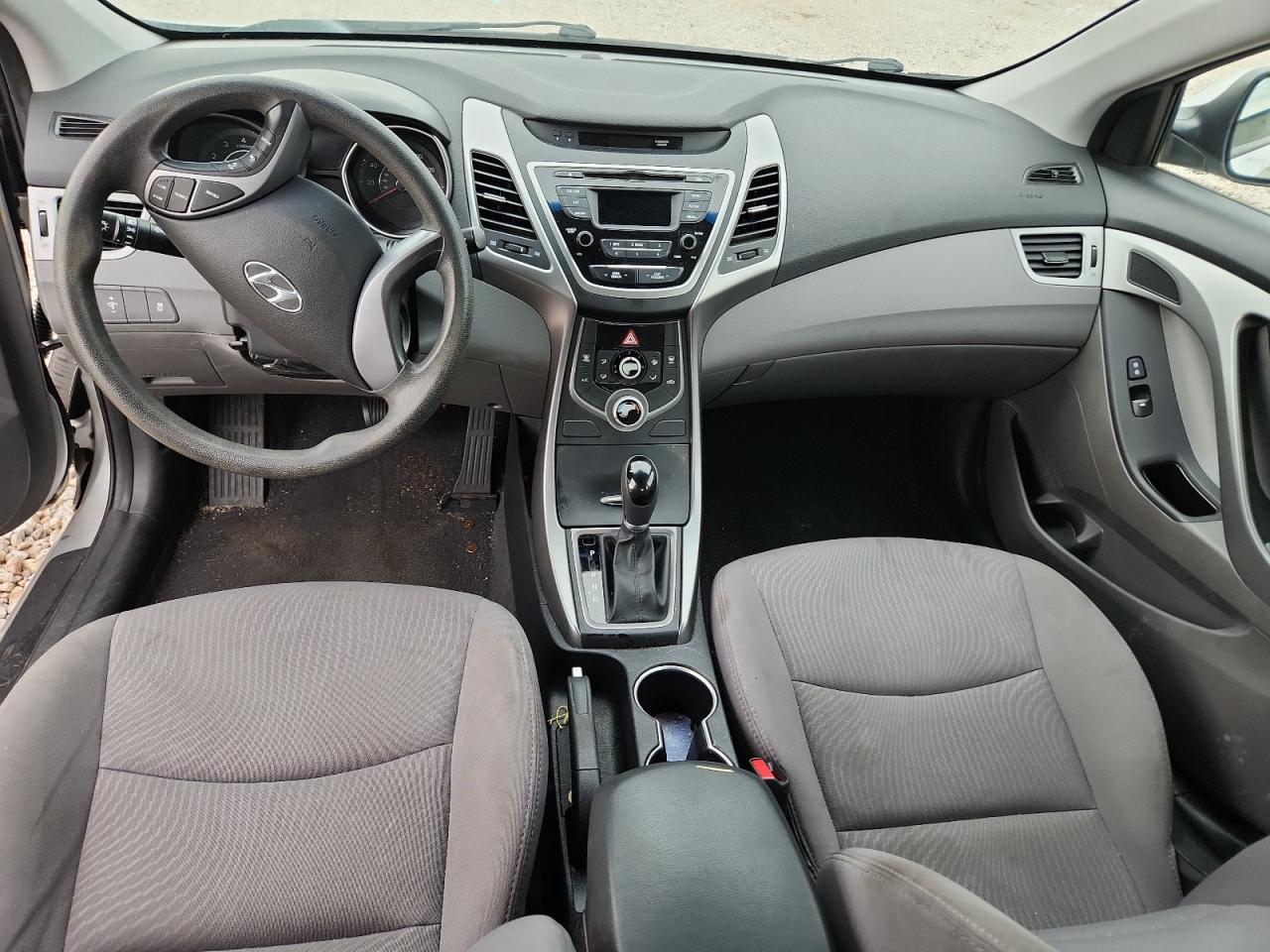 2015 Hyundai Elantra Se Silver vin: 5NPDH4AE4FH646746