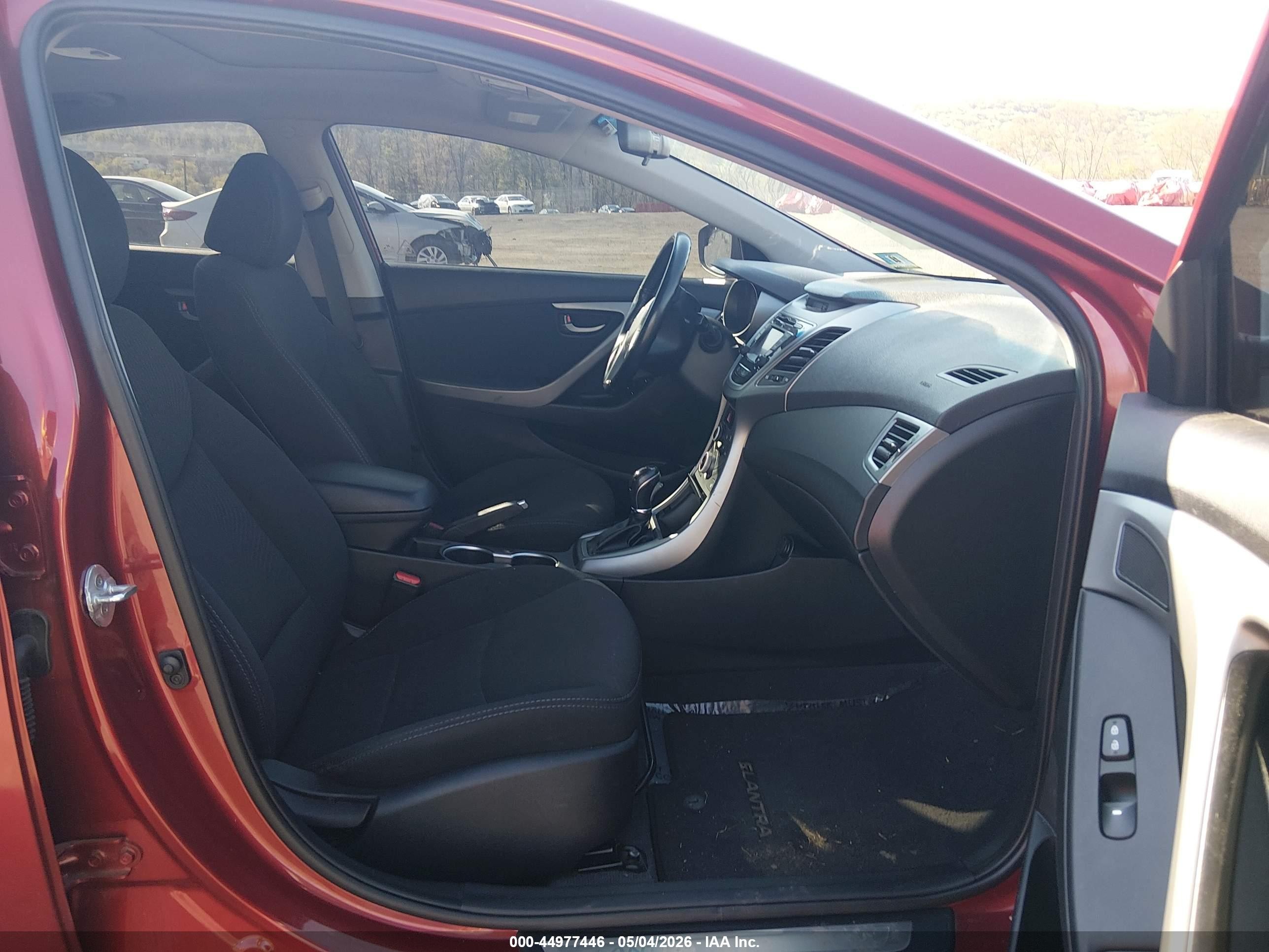 2016 Hyundai Elantra Value Edition Red vin: 5NPDH4AE4GH669249