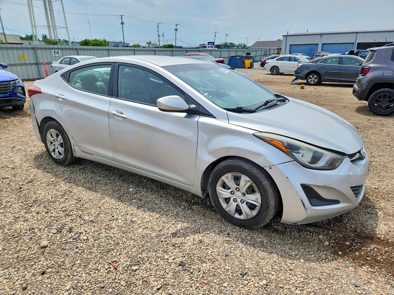 2016 Hyundai Elantra Se Silver vin: 5NPDH4AE4GH717512