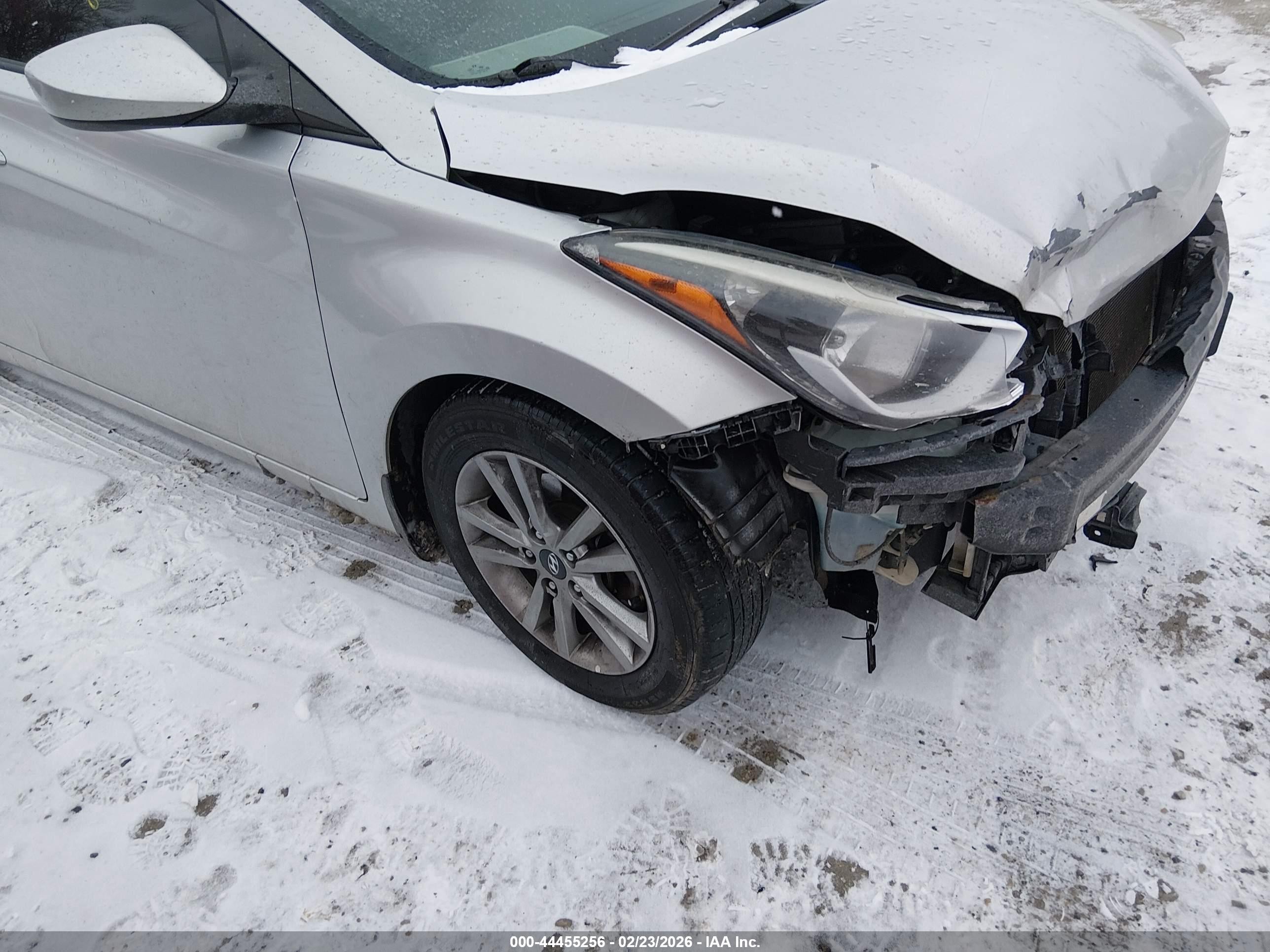 2016 Hyundai Elantra Se Silver vin: 5NPDH4AE4GH771506