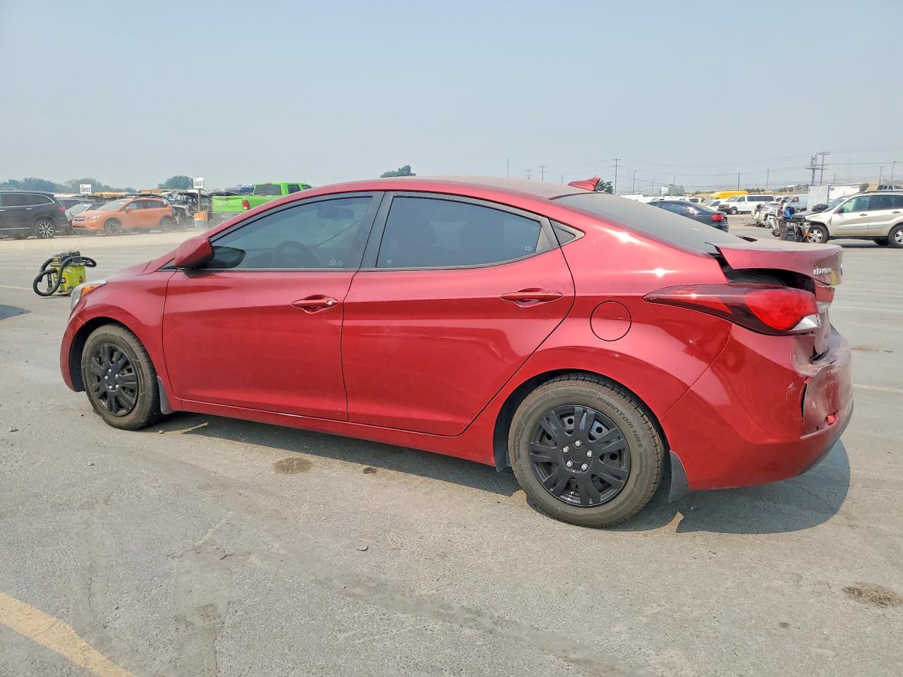 2016 Hyundai Elantra Se Red vin: 5NPDH4AE4GH789147