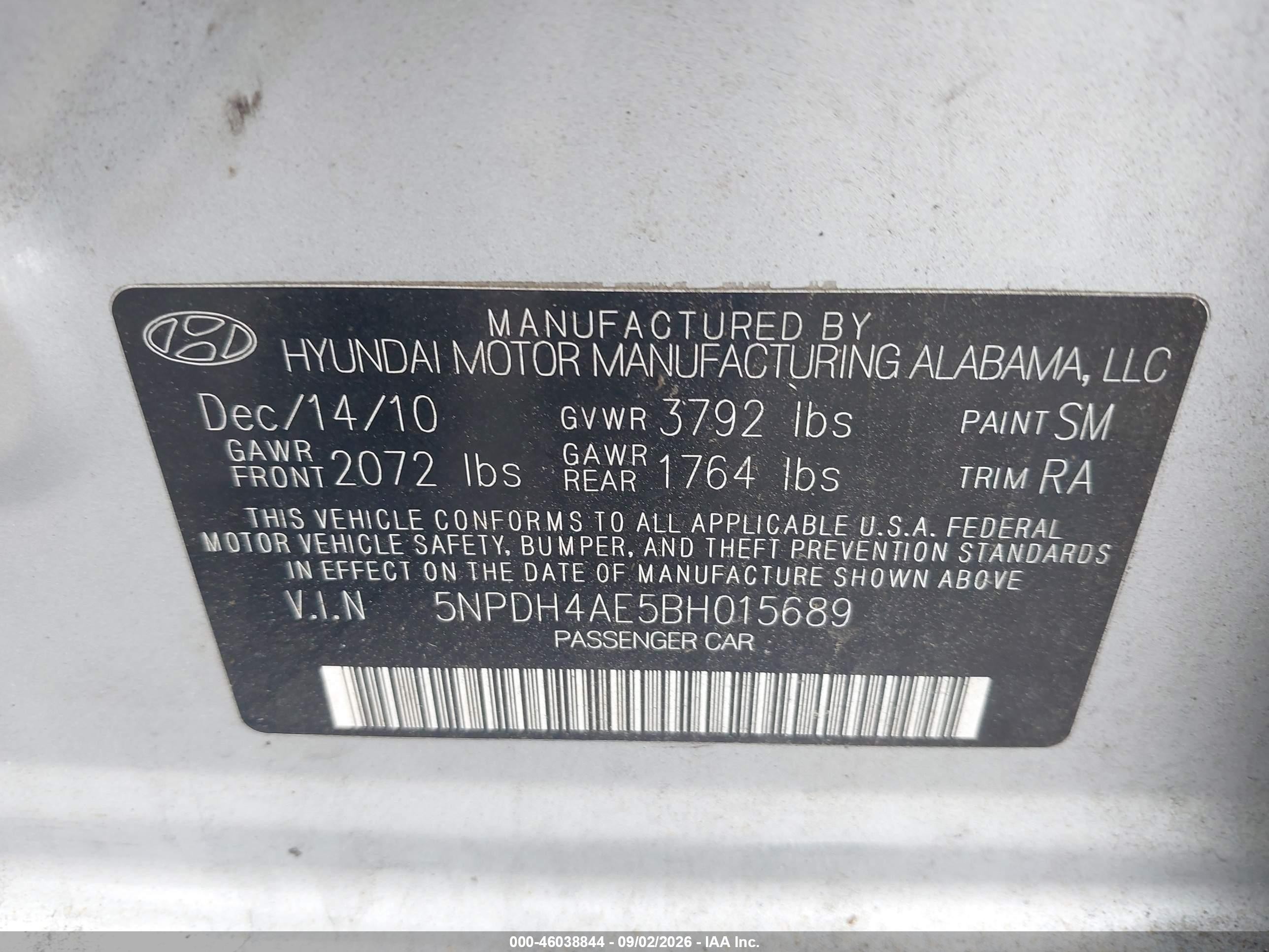 2011 Hyundai Elantra Limited Silver vin: 5NPDH4AE5BH015689
