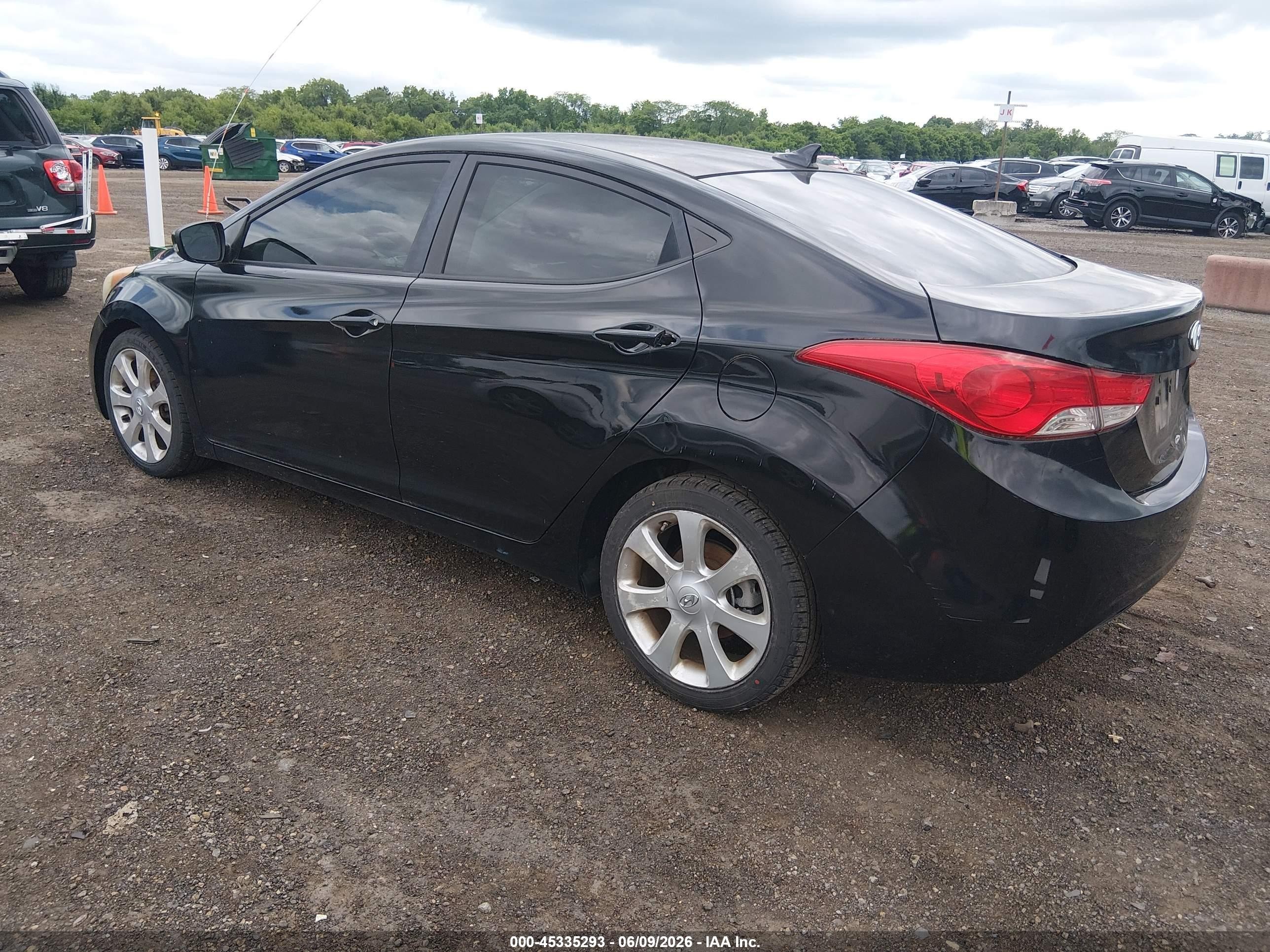 2011 Hyundai Elantra Limited Black vin: 5NPDH4AE5BH015854