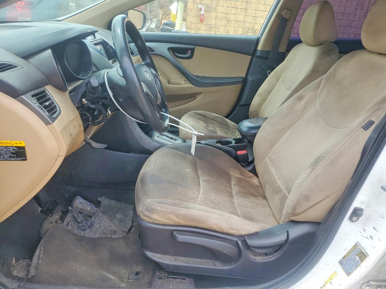 2011 Hyundai Elantra Gls White vin: 5NPDH4AE5BH023842
