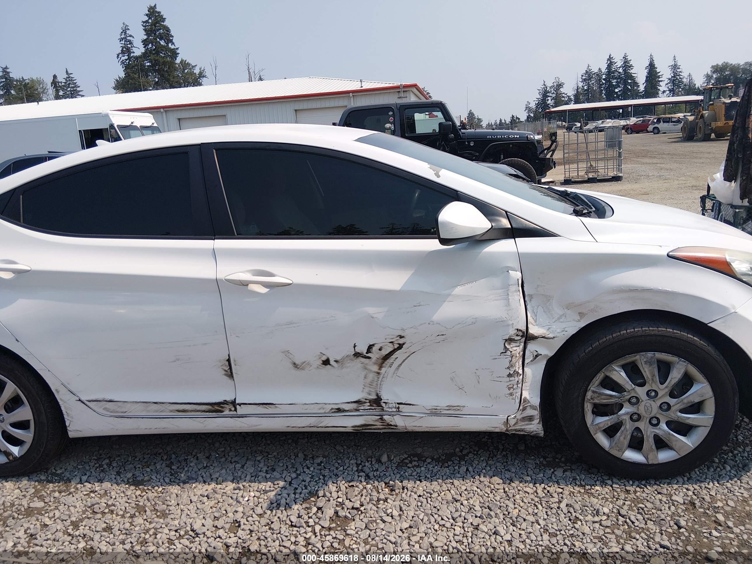 2011 Hyundai Elantra Gls/limited White vin: 5NPDH4AE5BH024179