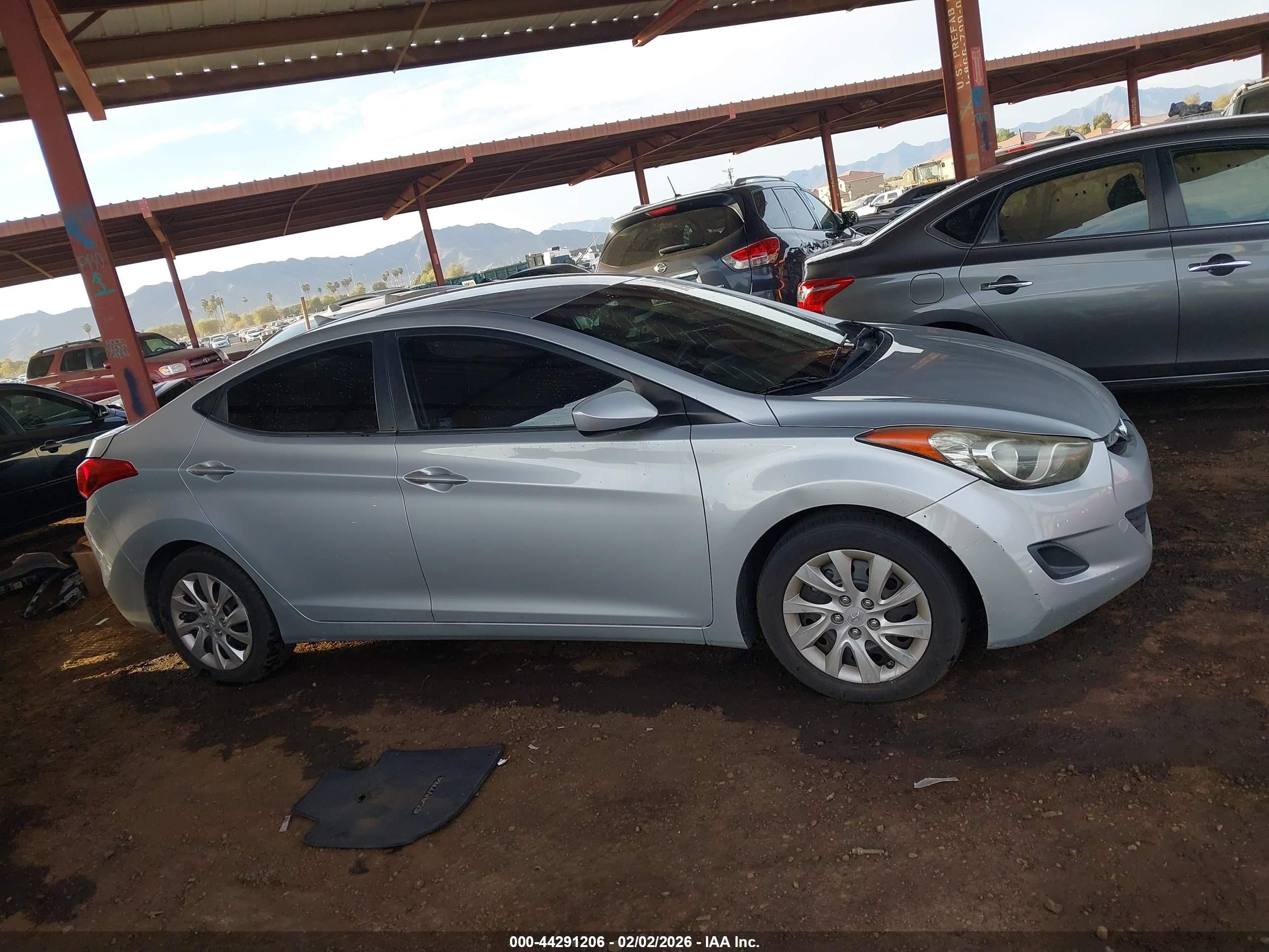 2011 Hyundai Elantra Gls Silver vin: 5NPDH4AE5BH034582