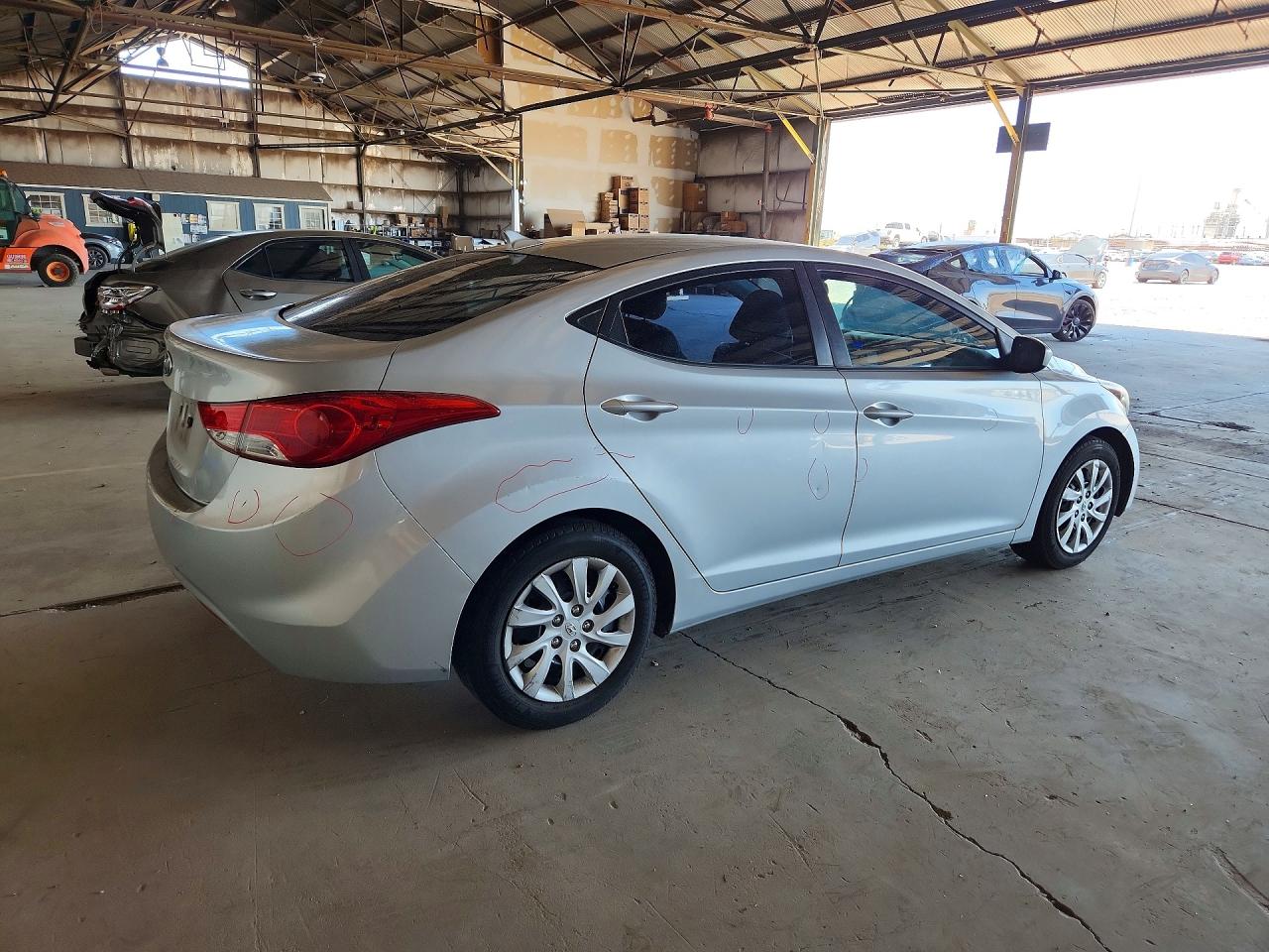 2011 Hyundai Elantra Gls Silver vin: 5NPDH4AE5BH034601