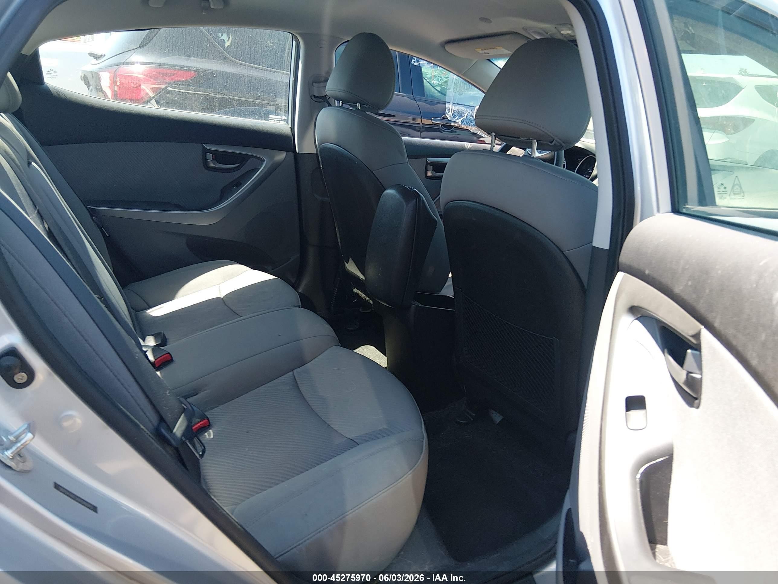 2011 Hyundai Elantra Gls Silver vin: 5NPDH4AE5BH046943