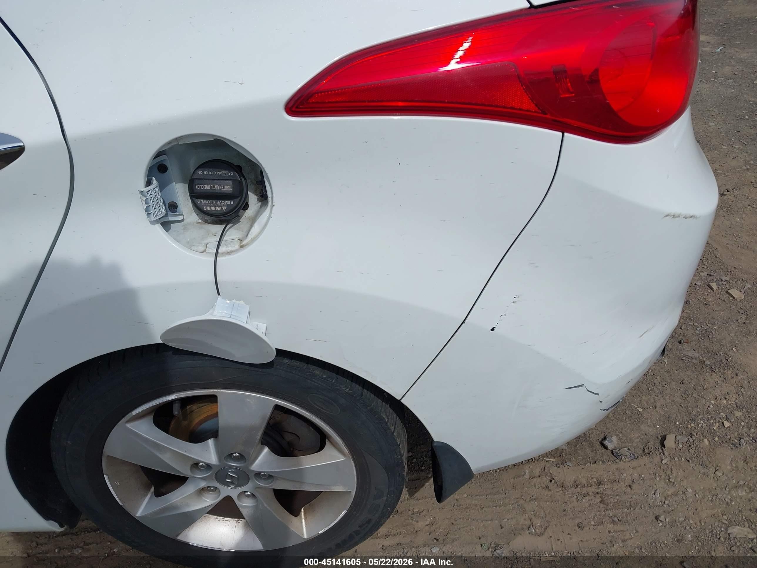 2011 Hyundai Elantra Gls Белый vin: 5NPDH4AE5BH060356