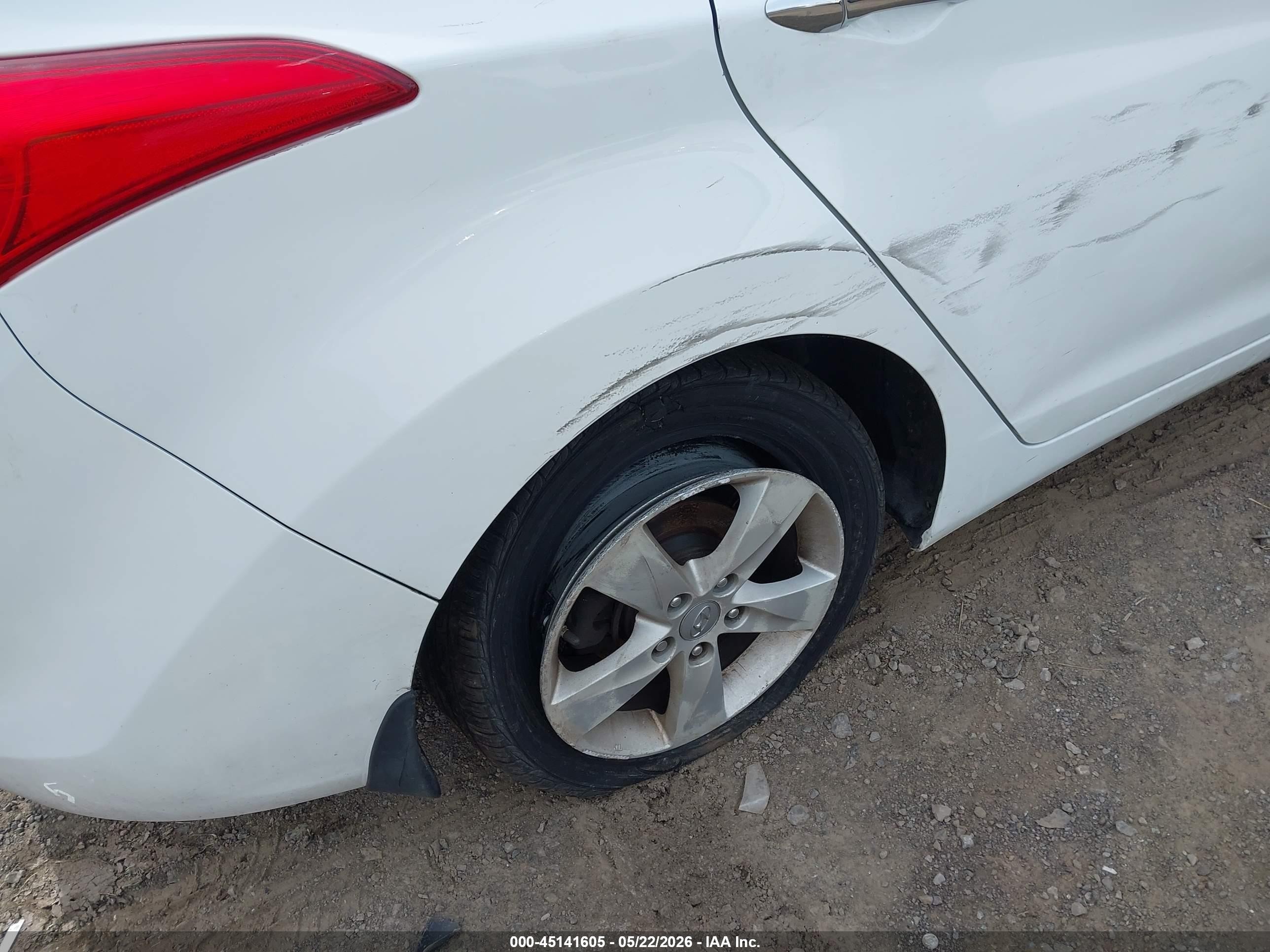 2011 Hyundai Elantra Gls Белый vin: 5NPDH4AE5BH060356