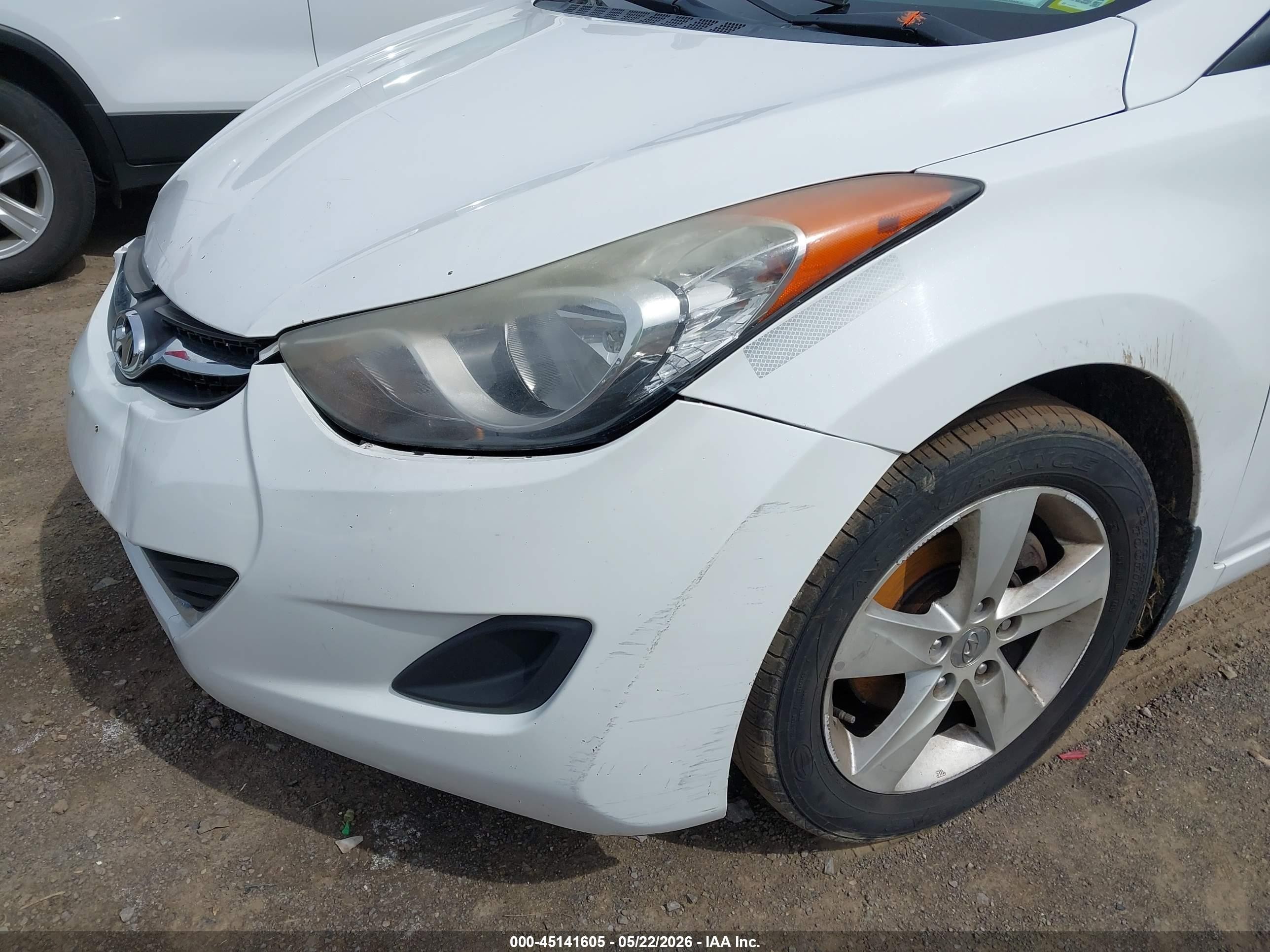 2011 Hyundai Elantra Gls Белый vin: 5NPDH4AE5BH060356