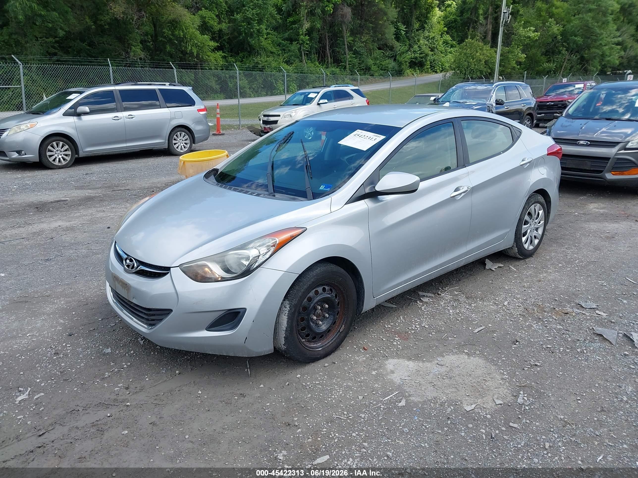 2012 Hyundai Elantra Gls Silver vin: 5NPDH4AE5CH067003