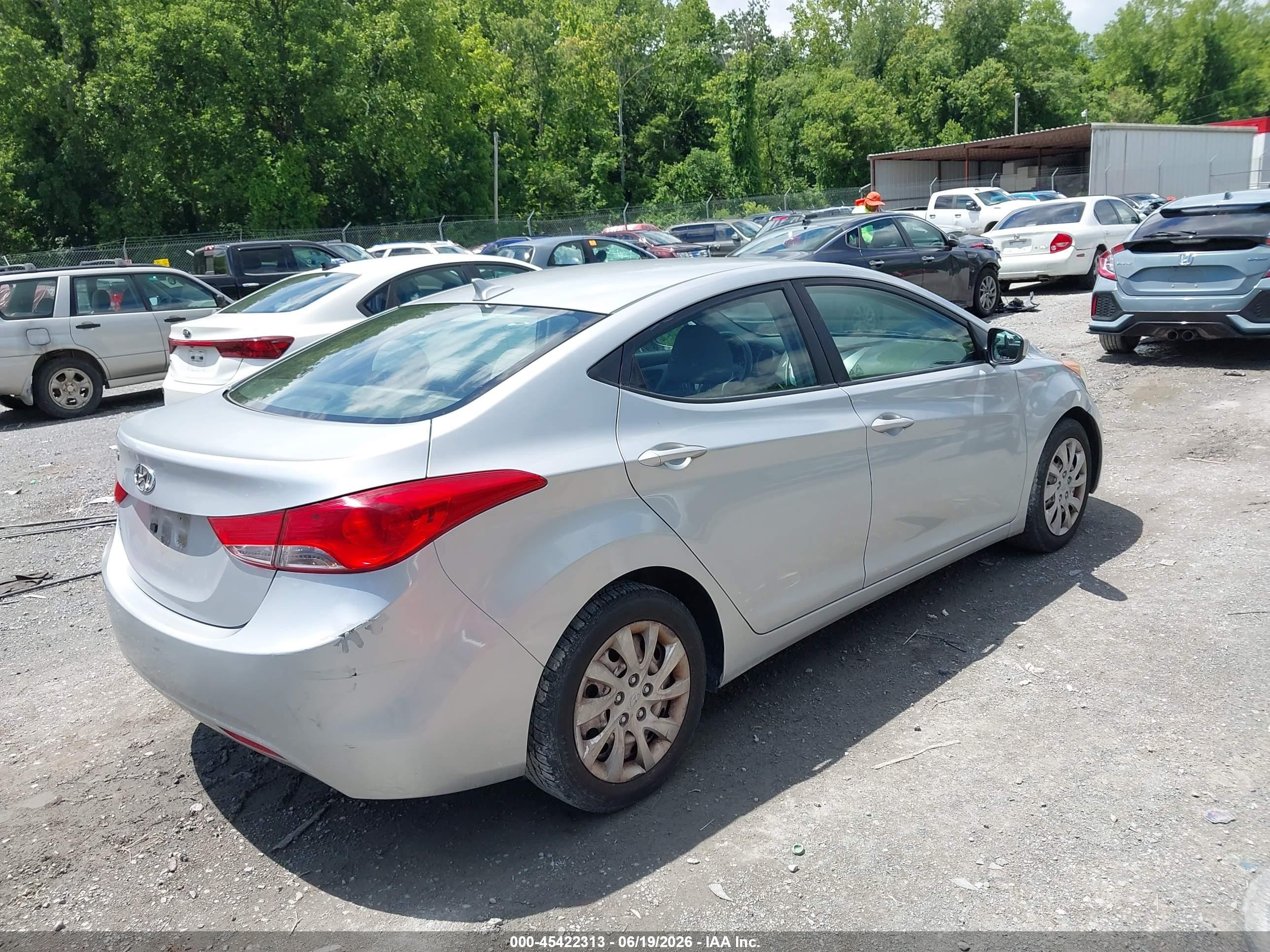 2012 Hyundai Elantra Gls Silver vin: 5NPDH4AE5CH067003