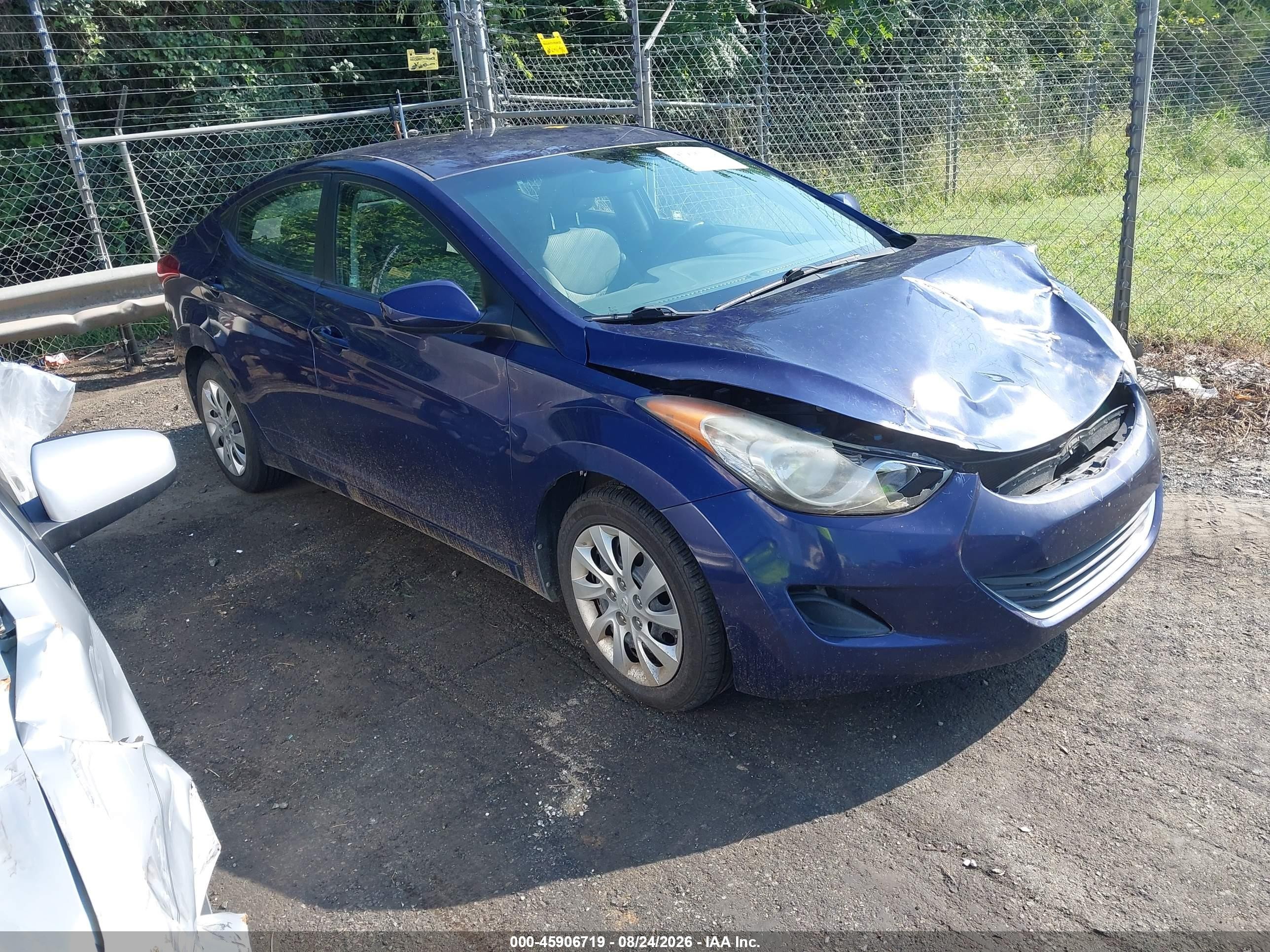 2012 Hyundai Elantra Gls Blue vin: 5NPDH4AE5CH070371