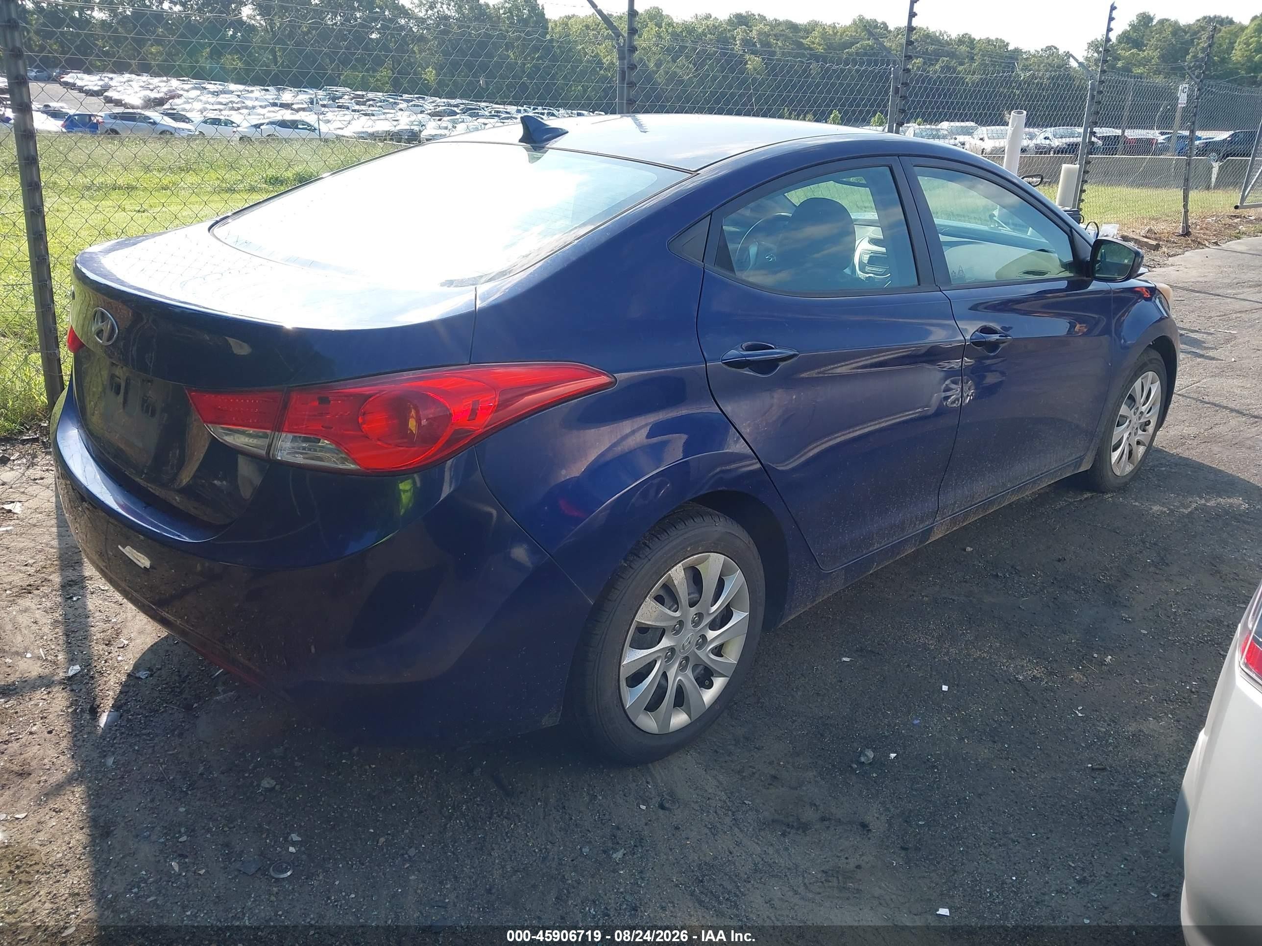 2012 Hyundai Elantra Gls Blue vin: 5NPDH4AE5CH070371