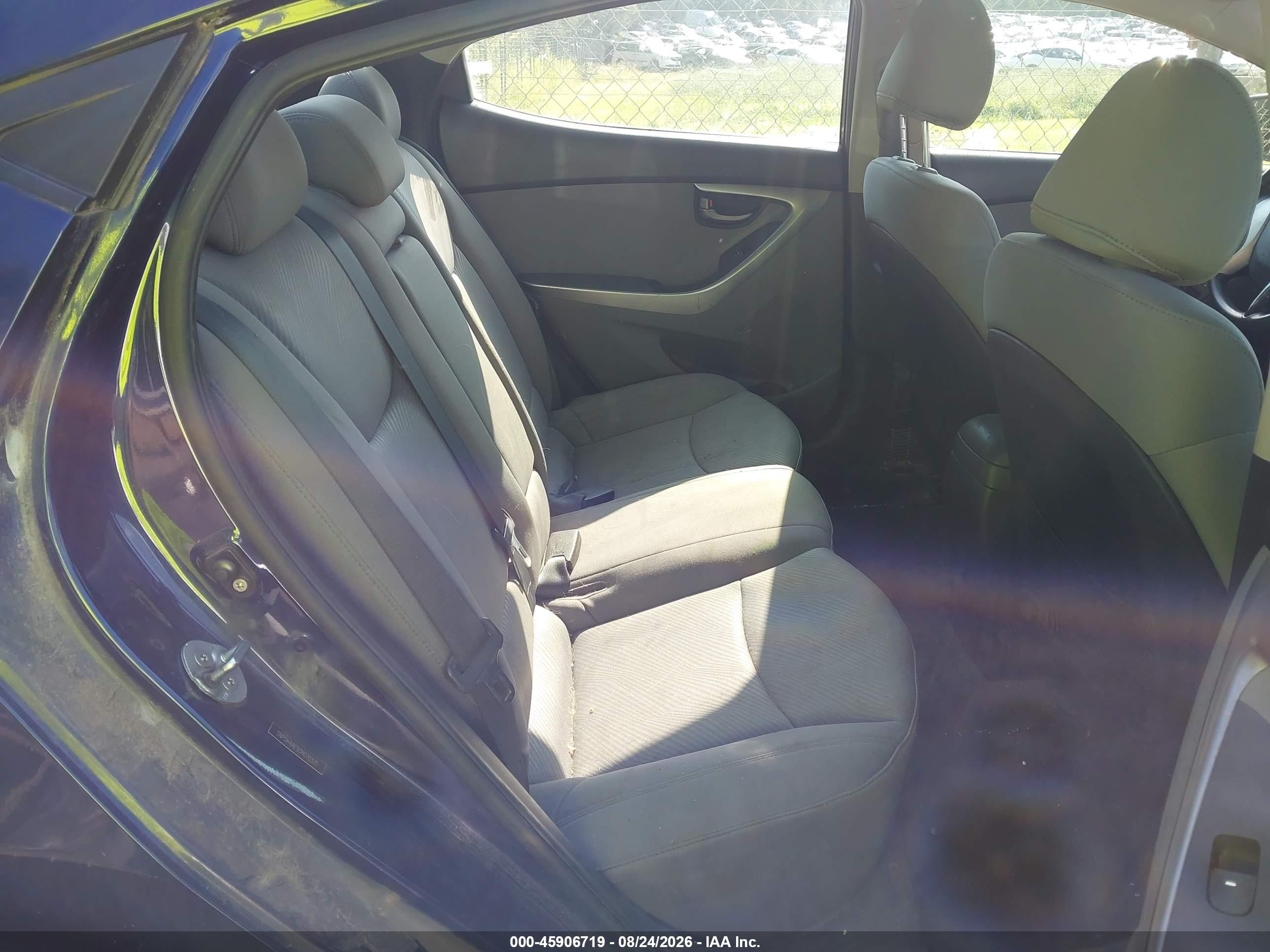 2012 Hyundai Elantra Gls Blue vin: 5NPDH4AE5CH070371