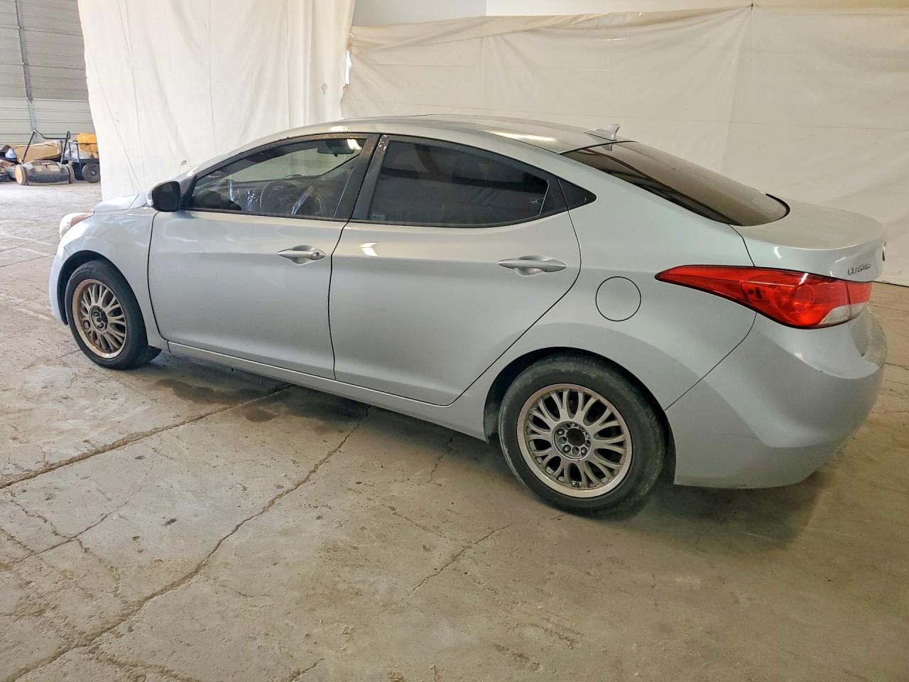 2012 Hyundai Elantra Limited Silver vin: 5NPDH4AE5CH092662