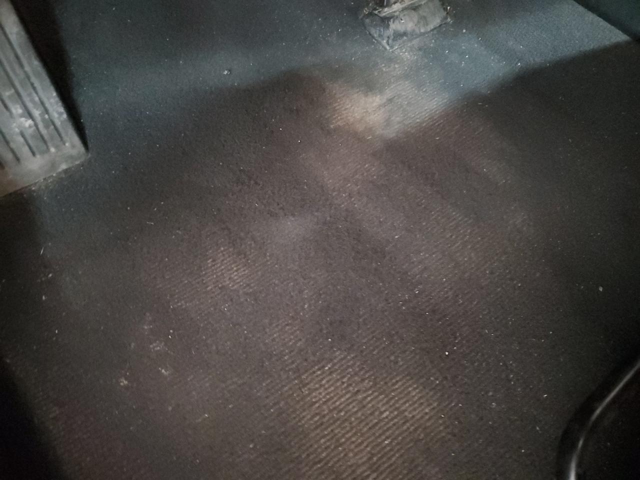 2012 Hyundai Elantra Limited Silver vin: 5NPDH4AE5CH092662 Damage: Left Front Carpet, Worn, Replacement Required
