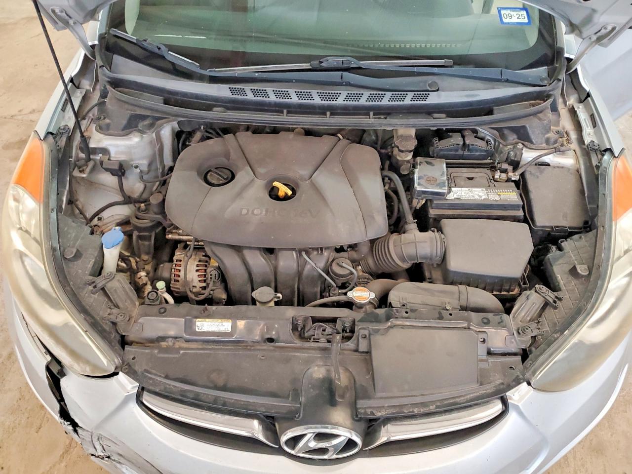 2012 Hyundai Elantra Limited Silver vin: 5NPDH4AE5CH092662