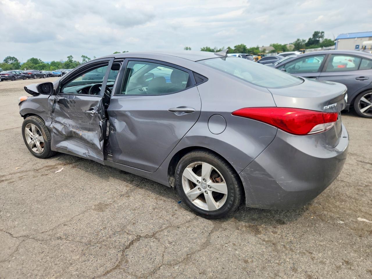 2012 Hyundai Elantra Gls Серый vin: 5NPDH4AE5CH093357