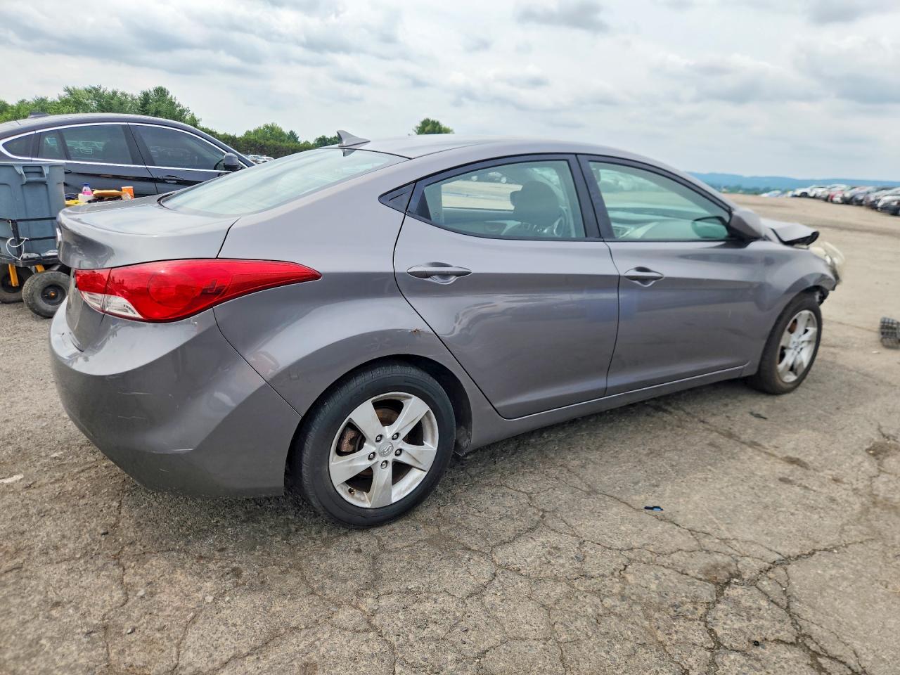 2012 Hyundai Elantra Gls Серый vin: 5NPDH4AE5CH093357