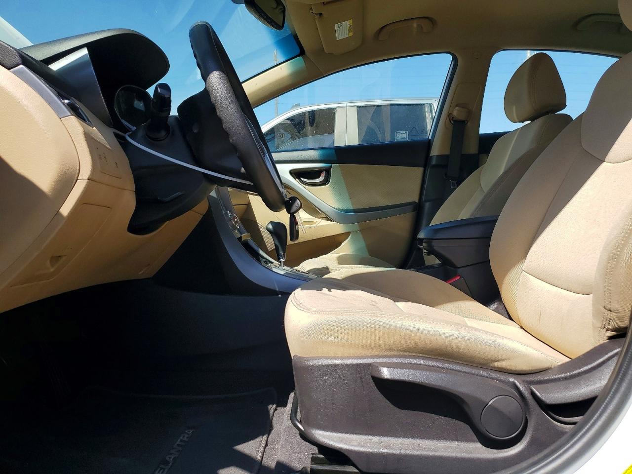 2012 Hyundai Elantra Gls White vin: 5NPDH4AE5CH103756