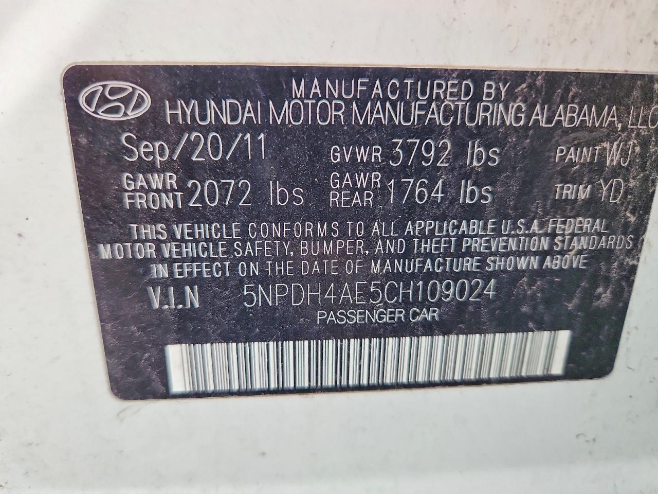 2012 Hyundai Elantra Gls White vin: 5NPDH4AE5CH109024