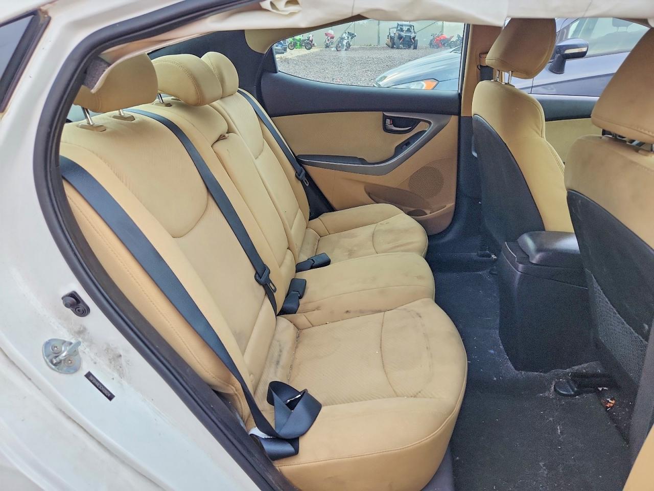 2012 Hyundai Elantra Gls White vin: 5NPDH4AE5CH109024