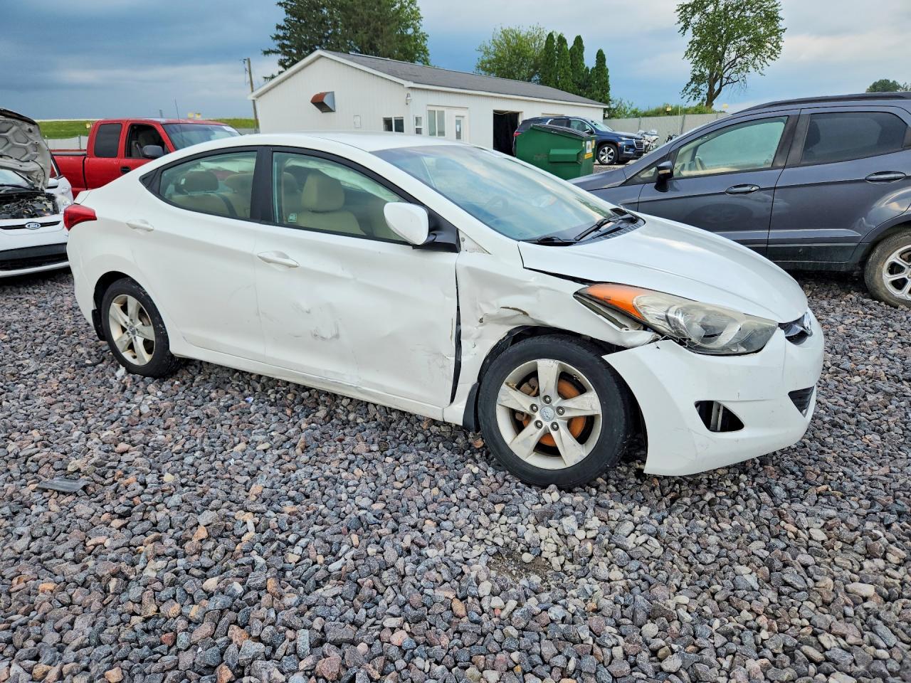 2012 Hyundai Elantra Gls White vin: 5NPDH4AE5CH109024