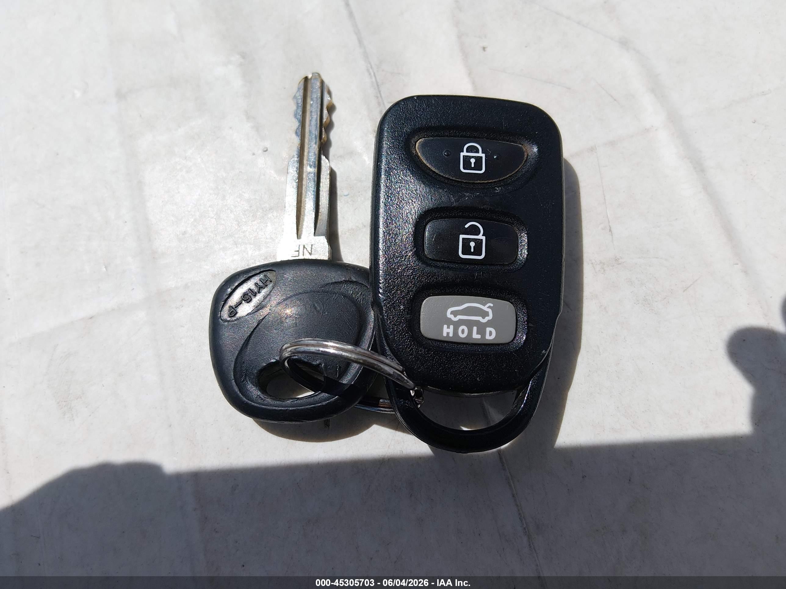 2012 Hyundai Elantra Gls Gray vin: 5NPDH4AE5CH114210